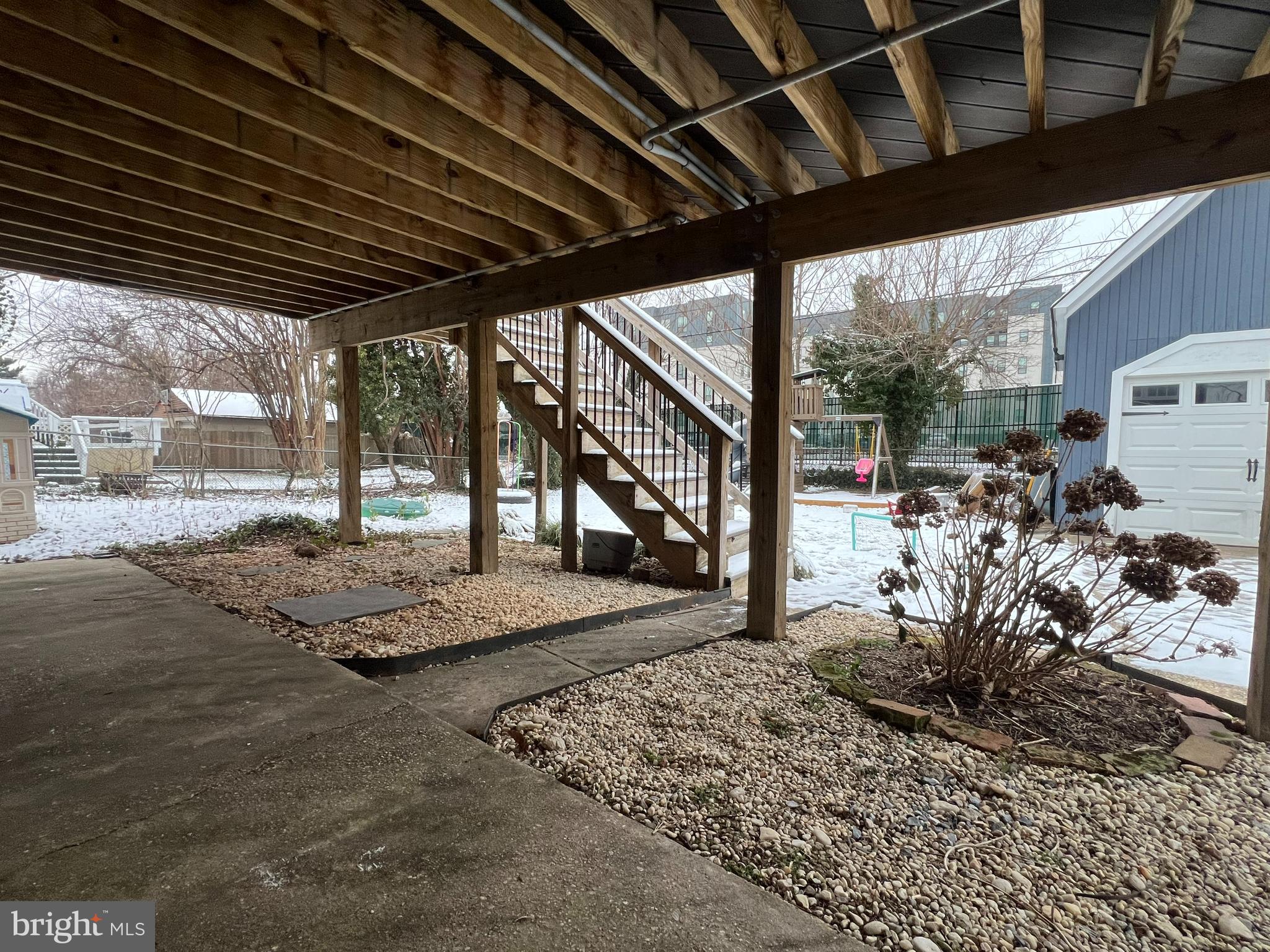 BEVERLY HILLS - Residential Lease