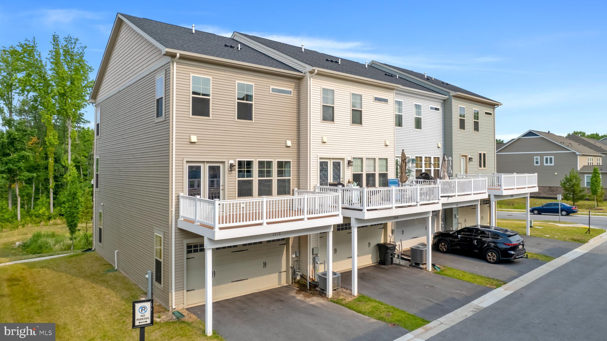 TANYARD COVE - Residential