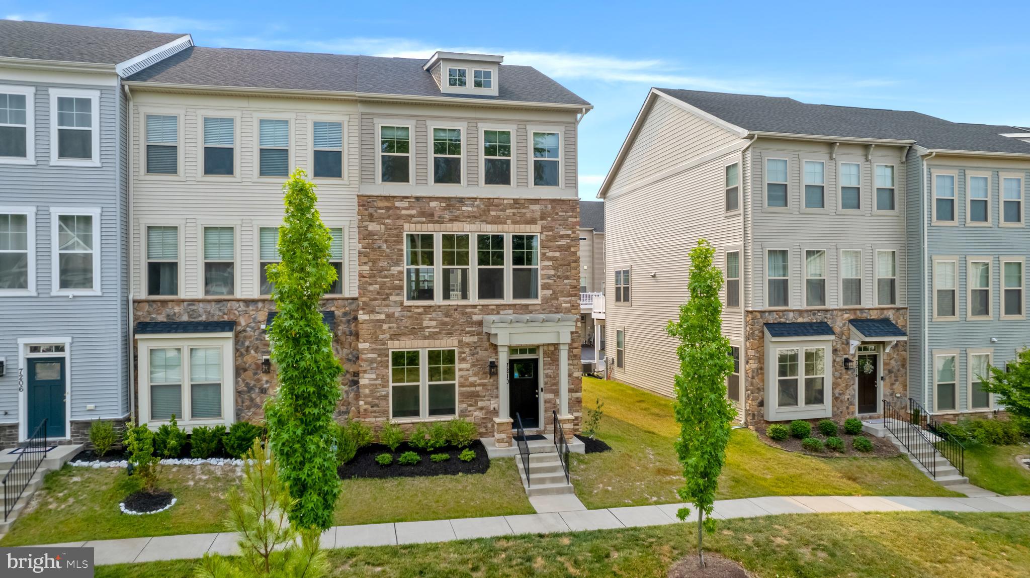 TANYARD COVE - Residential