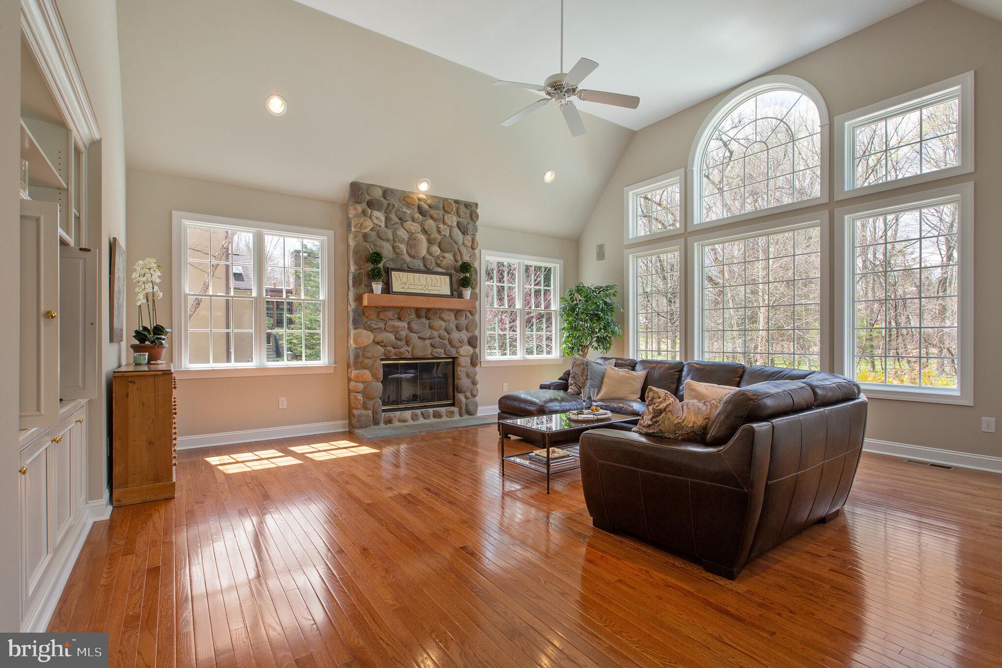 TREYBURN - Residential