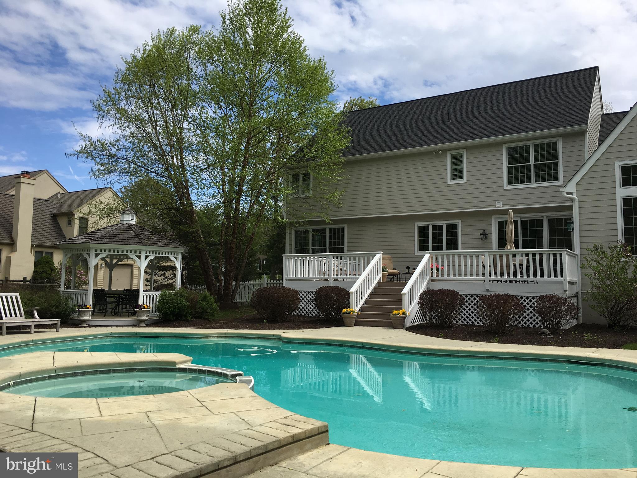 TREYBURN - Residential