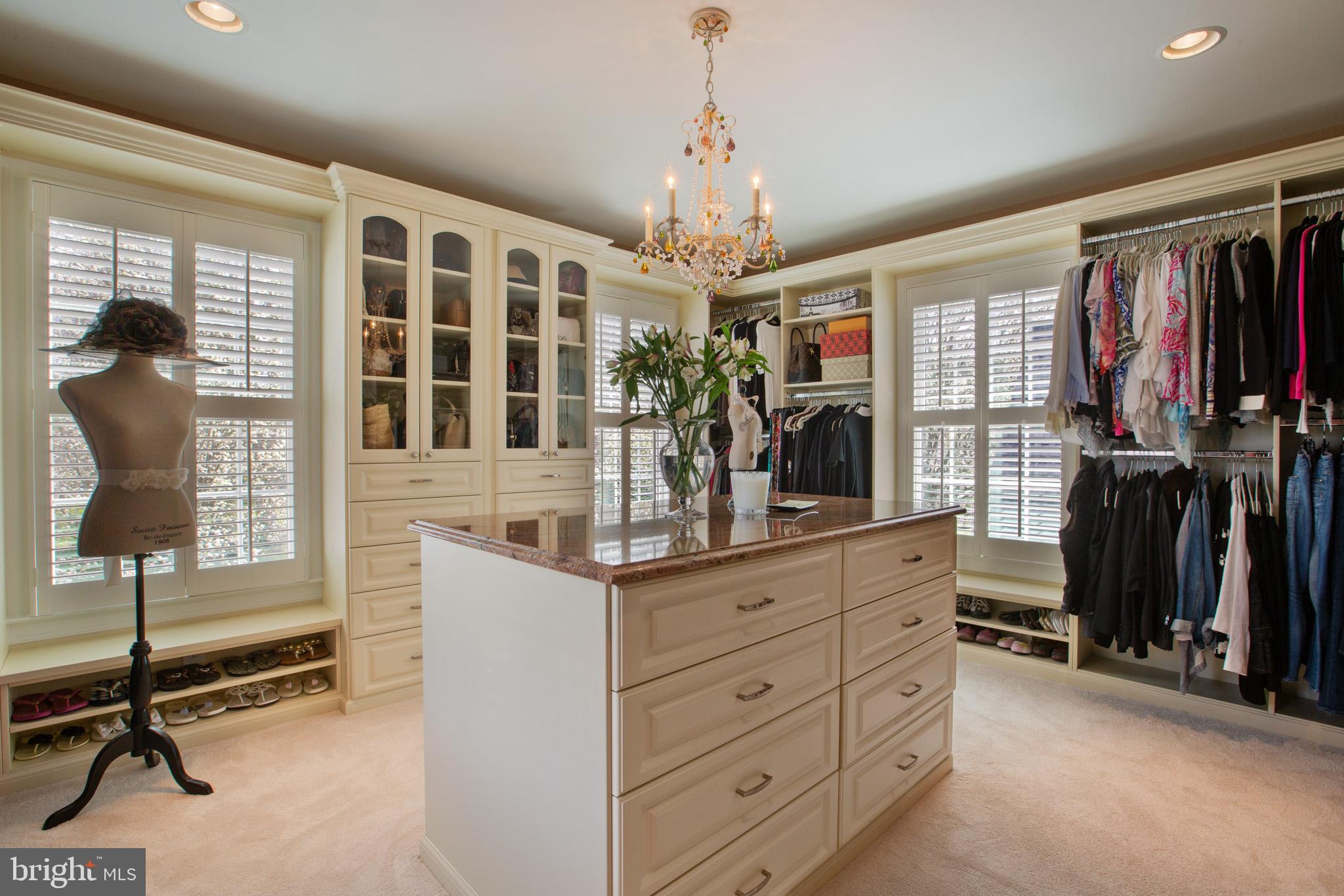 TREYBURN - Residential