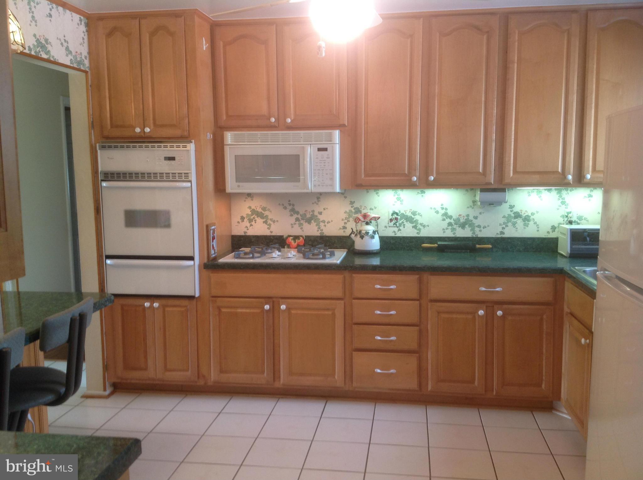 DUNN LORING WOODS - Residential