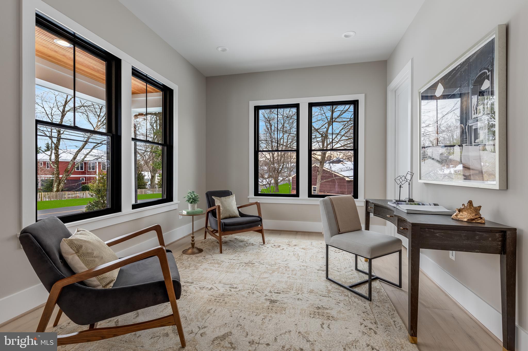 VIENNA WOODS - Residential