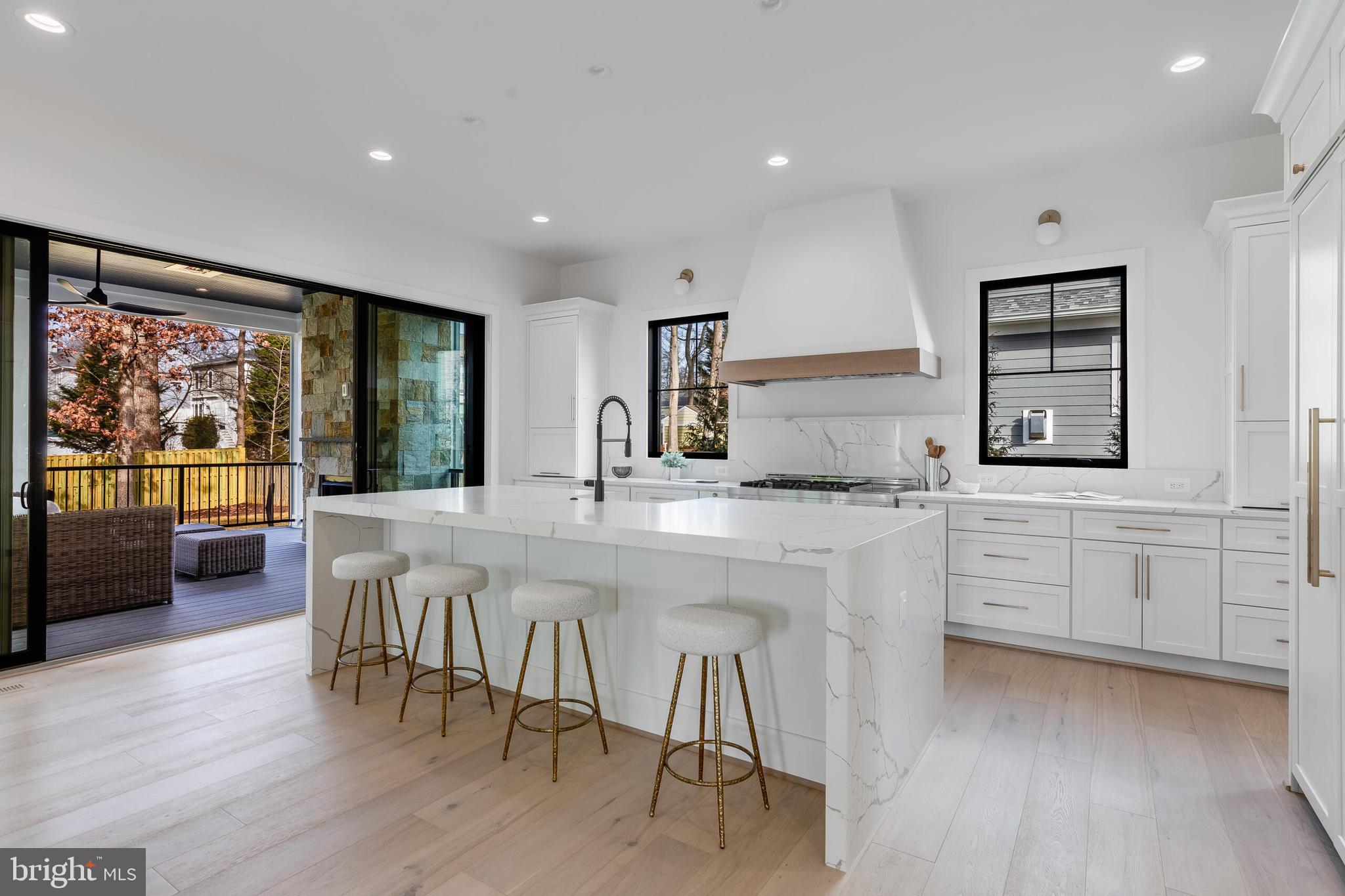 VIENNA WOODS - Residential