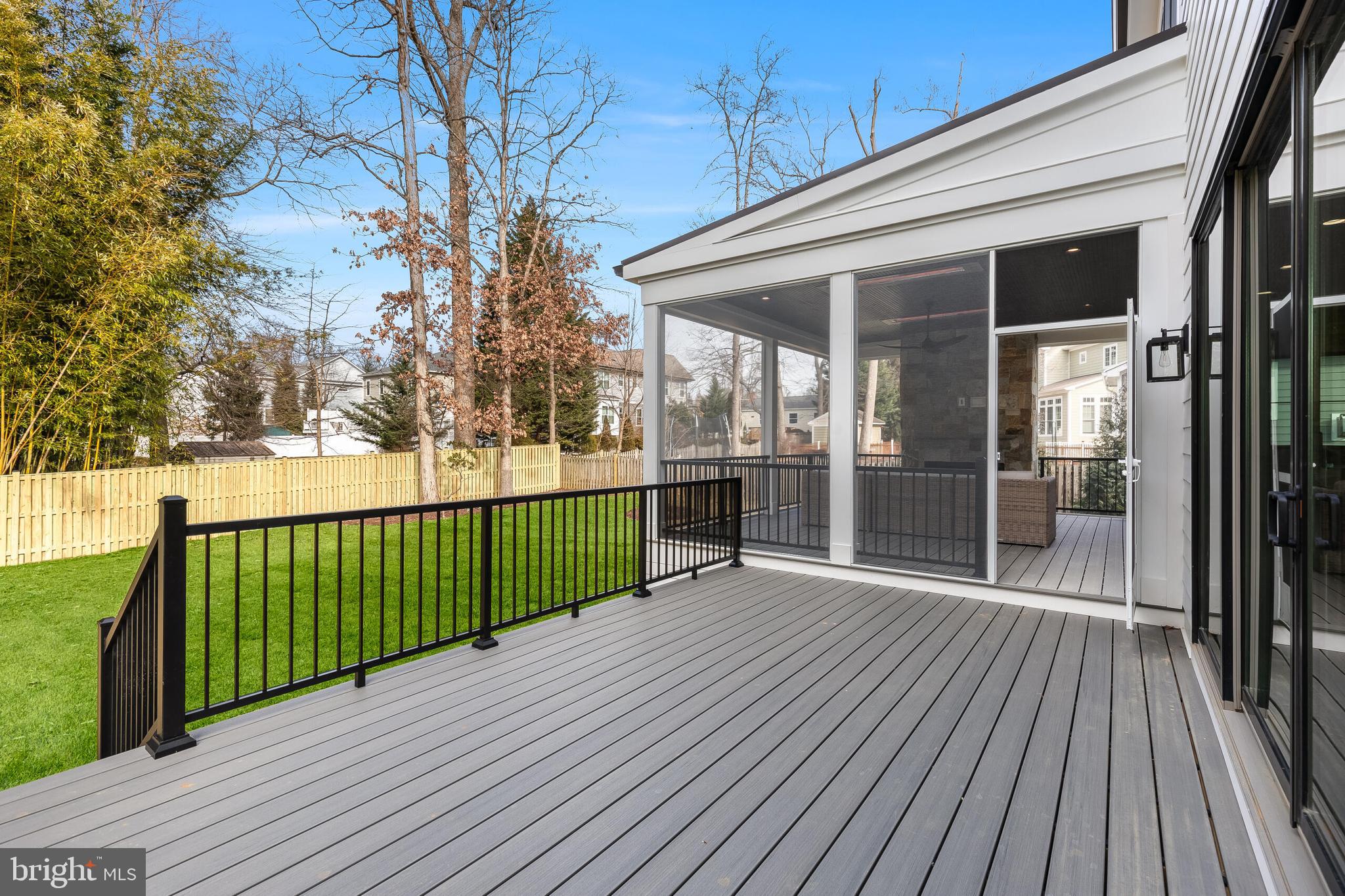 VIENNA WOODS - Residential