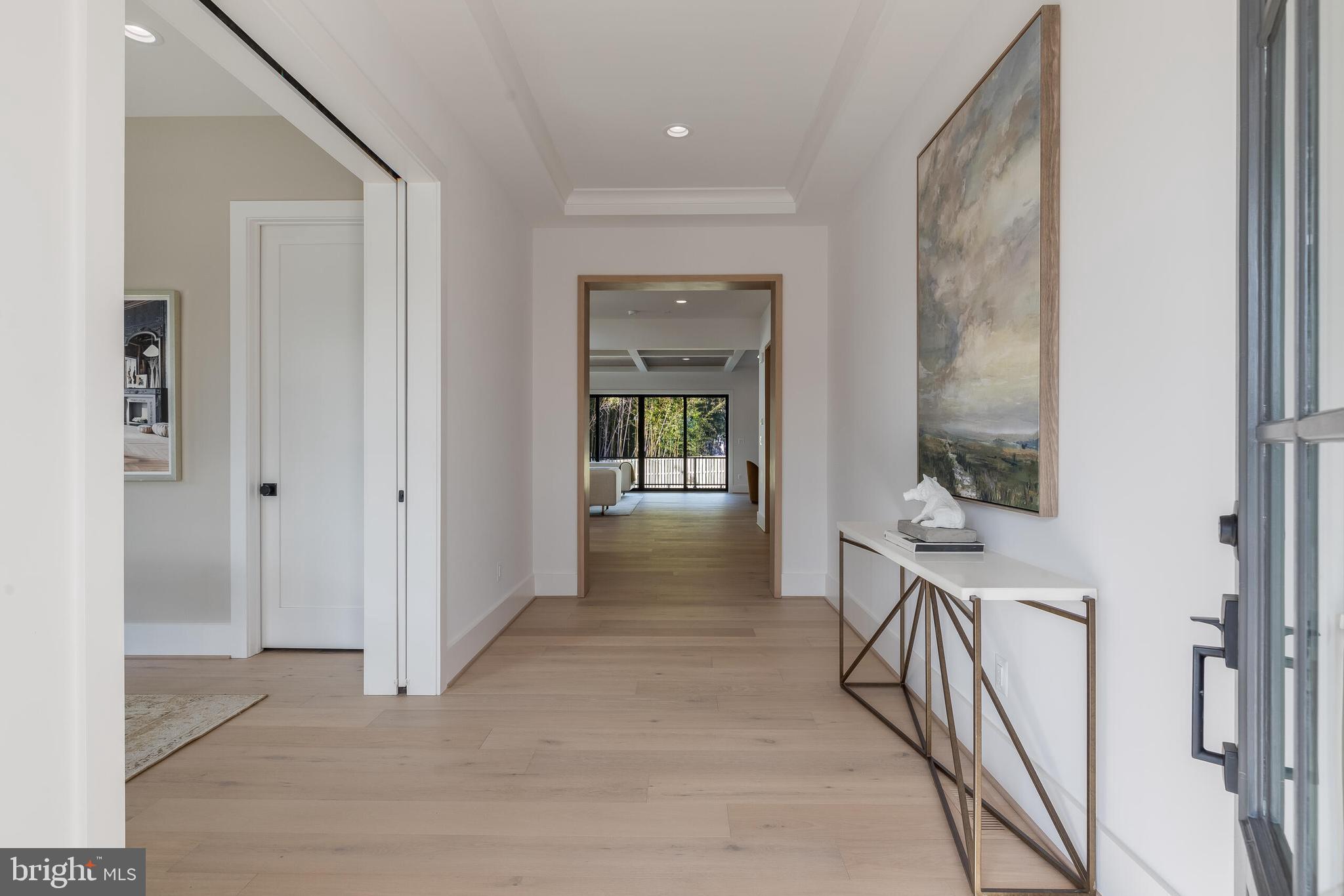 VIENNA WOODS - Residential