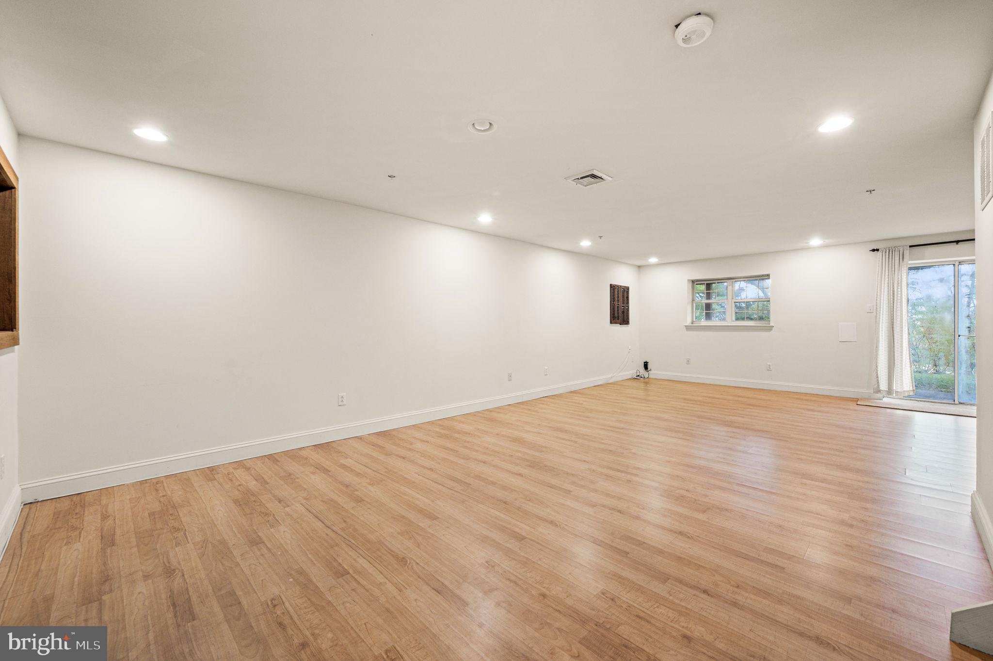 DEER CREEK - Residential