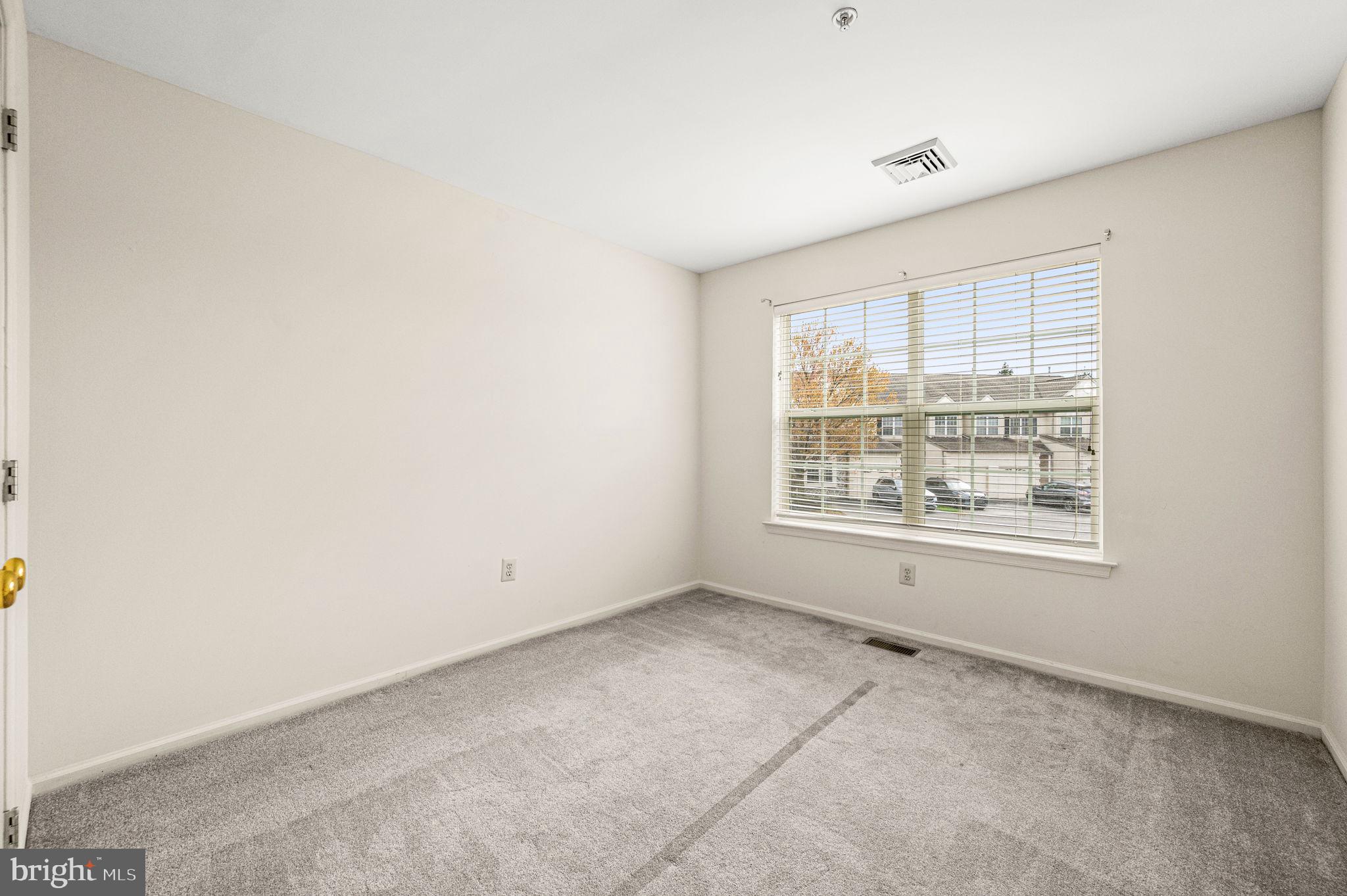 DEER CREEK - Residential