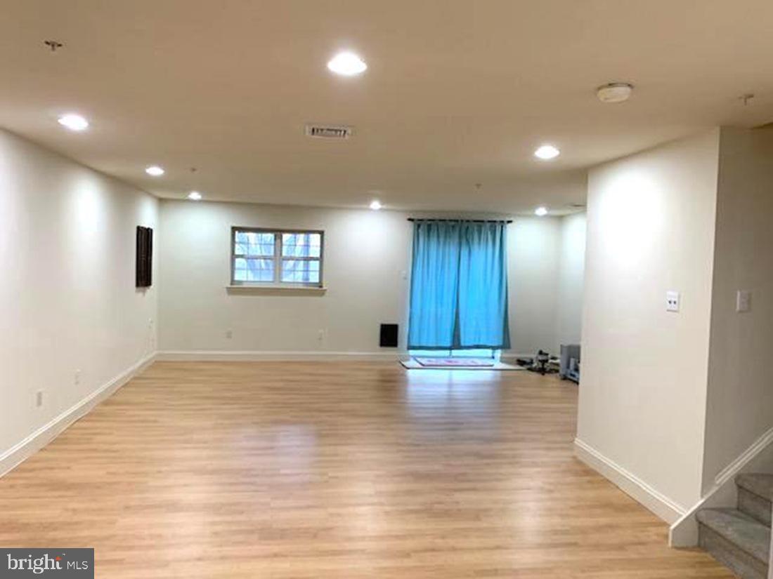 DEER CREEK - Residential