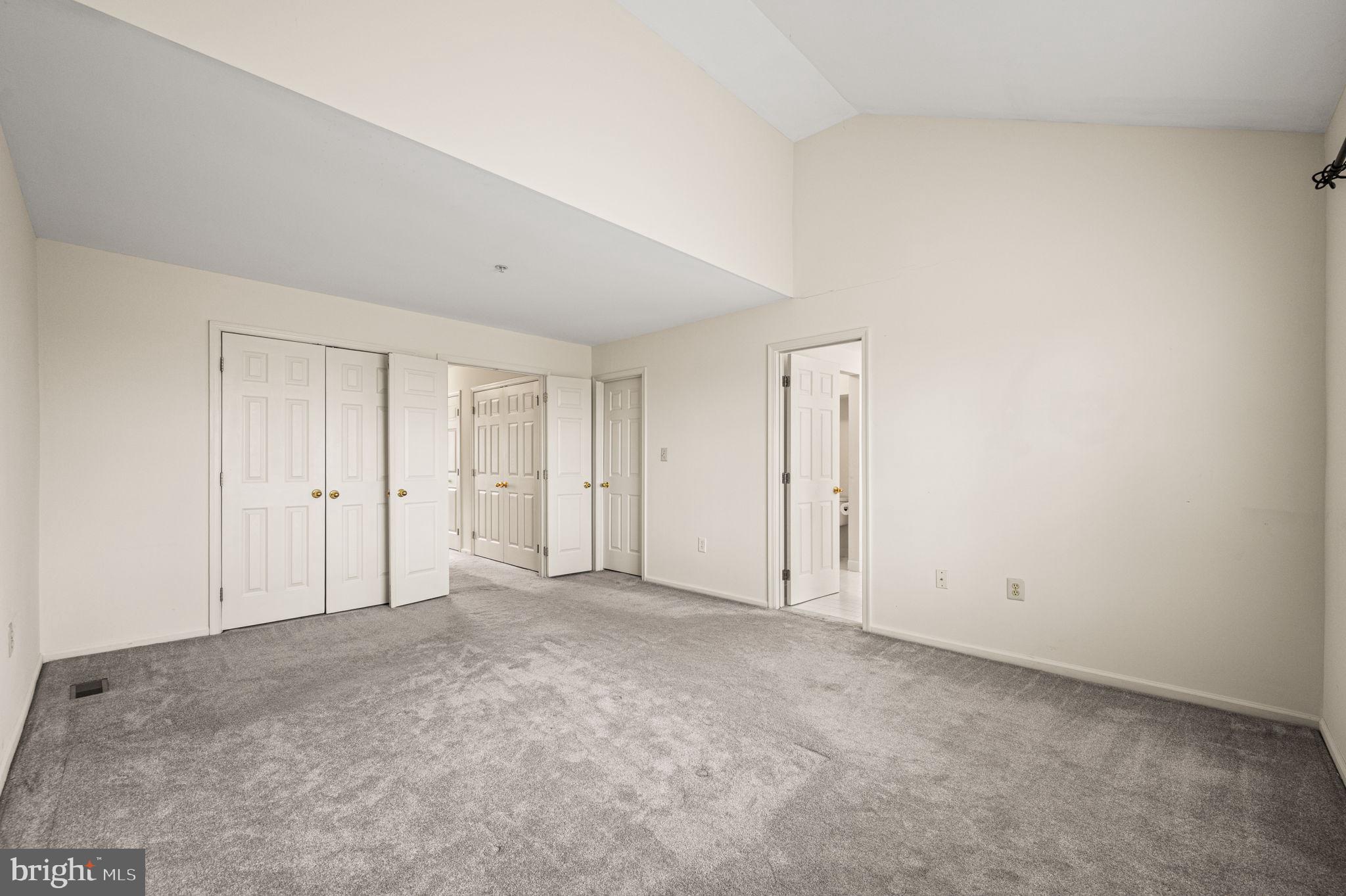 DEER CREEK - Residential