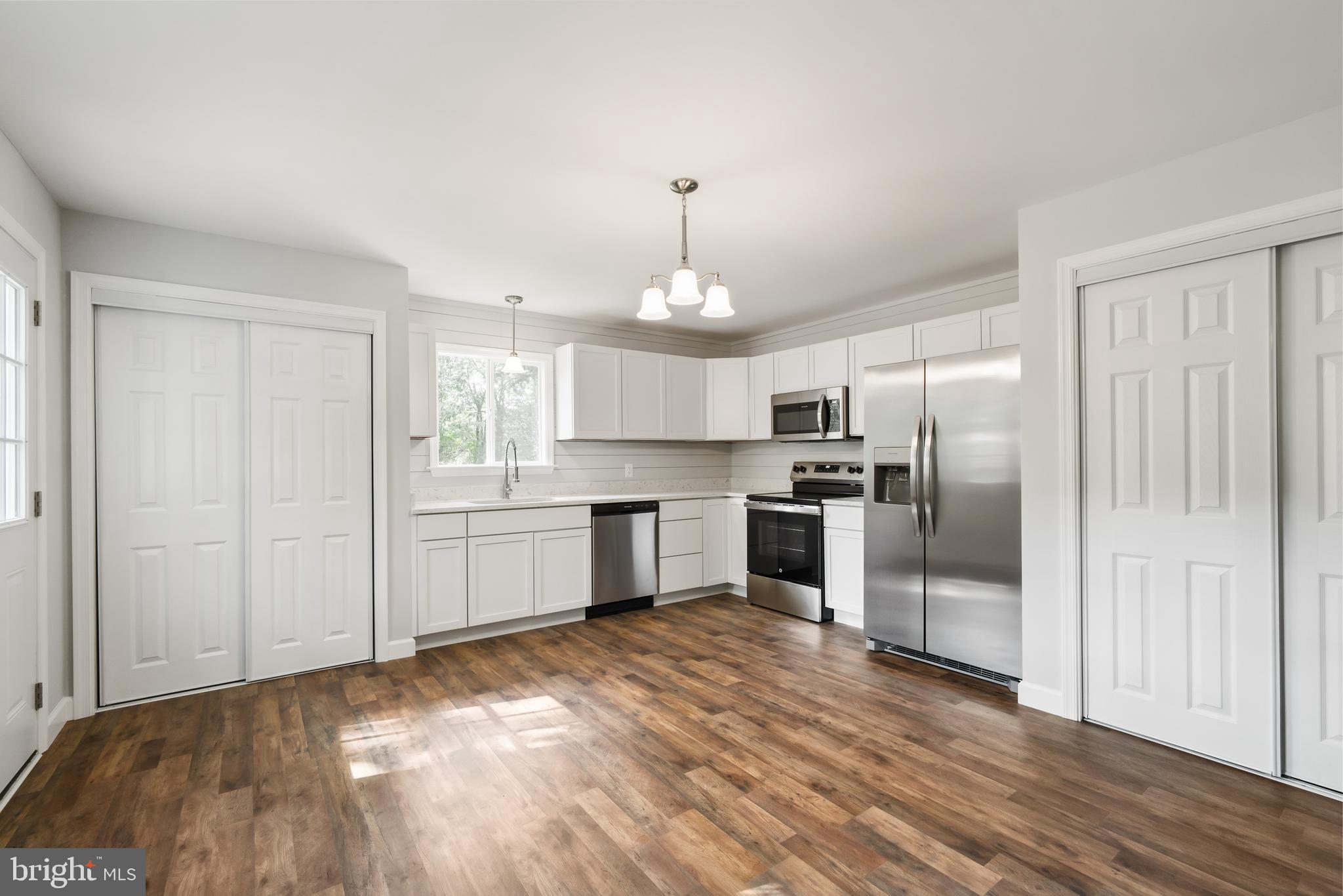 8898 NEW ROAD