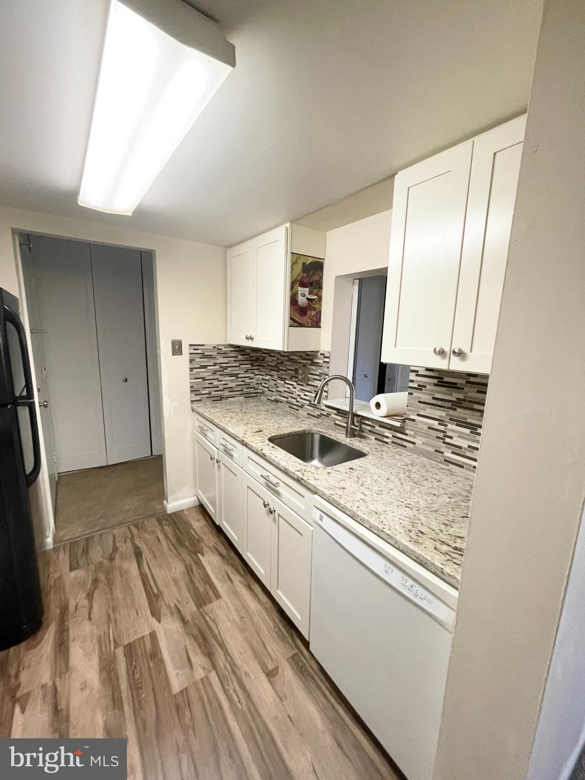 GLENHARDIE - Residential Lease