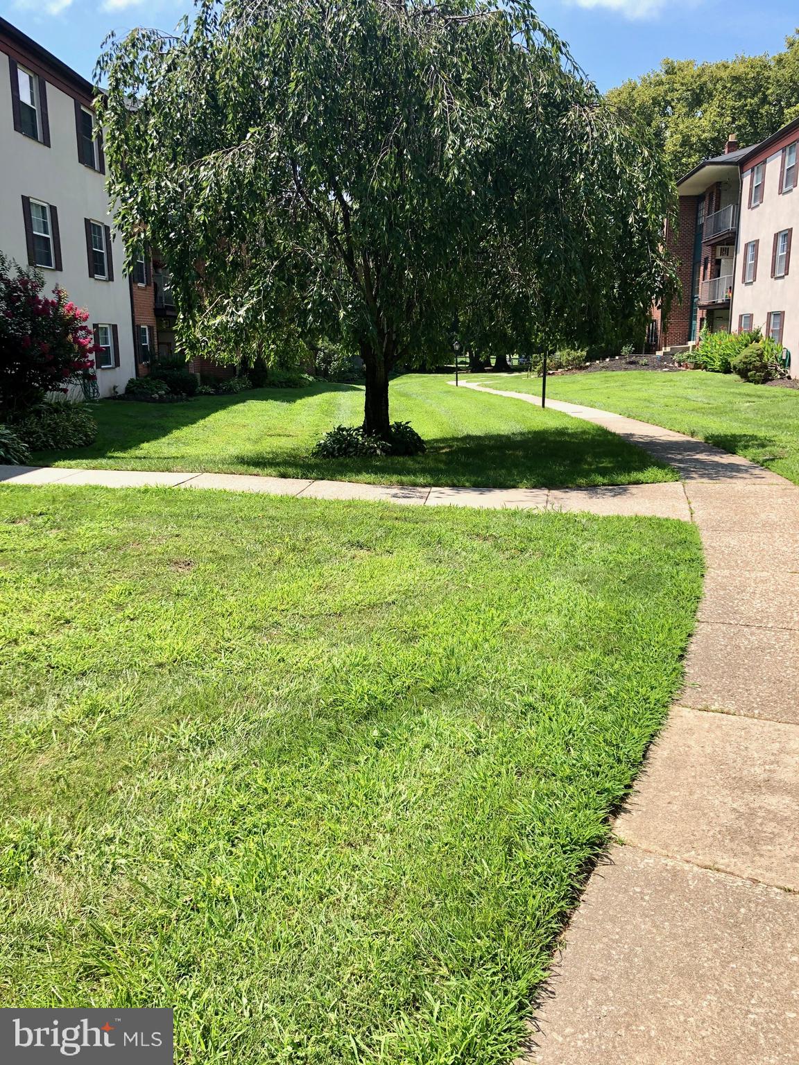 GLENHARDIE - Residential Lease