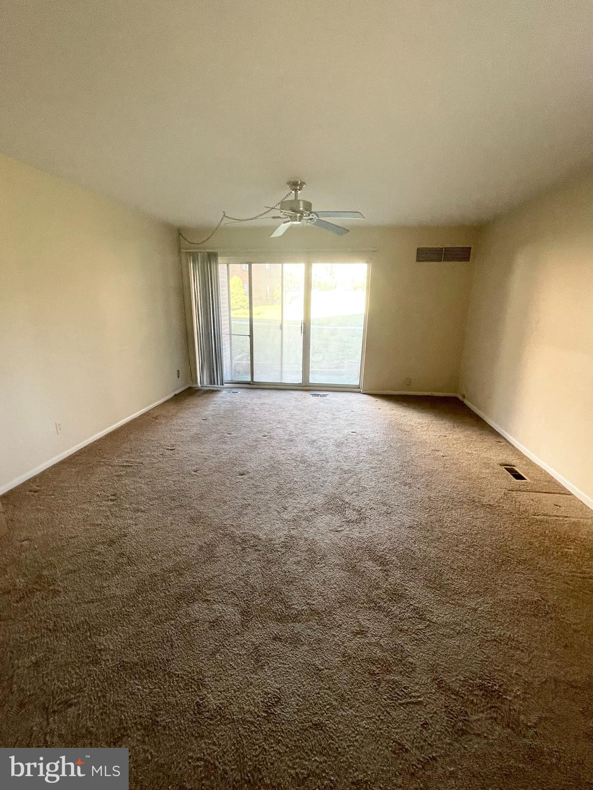 GLENHARDIE - Residential Lease