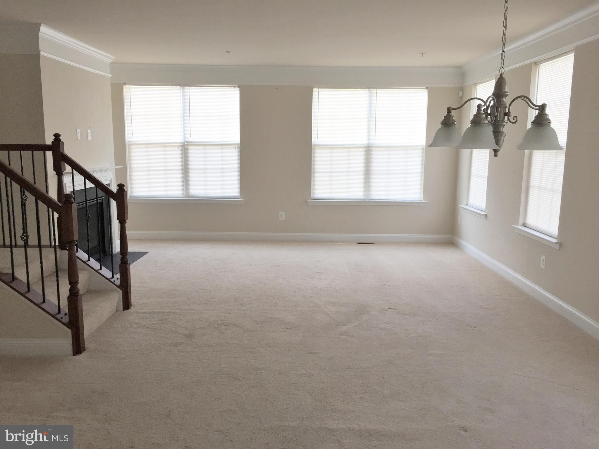 TOWSON MANOR - Residential Lease