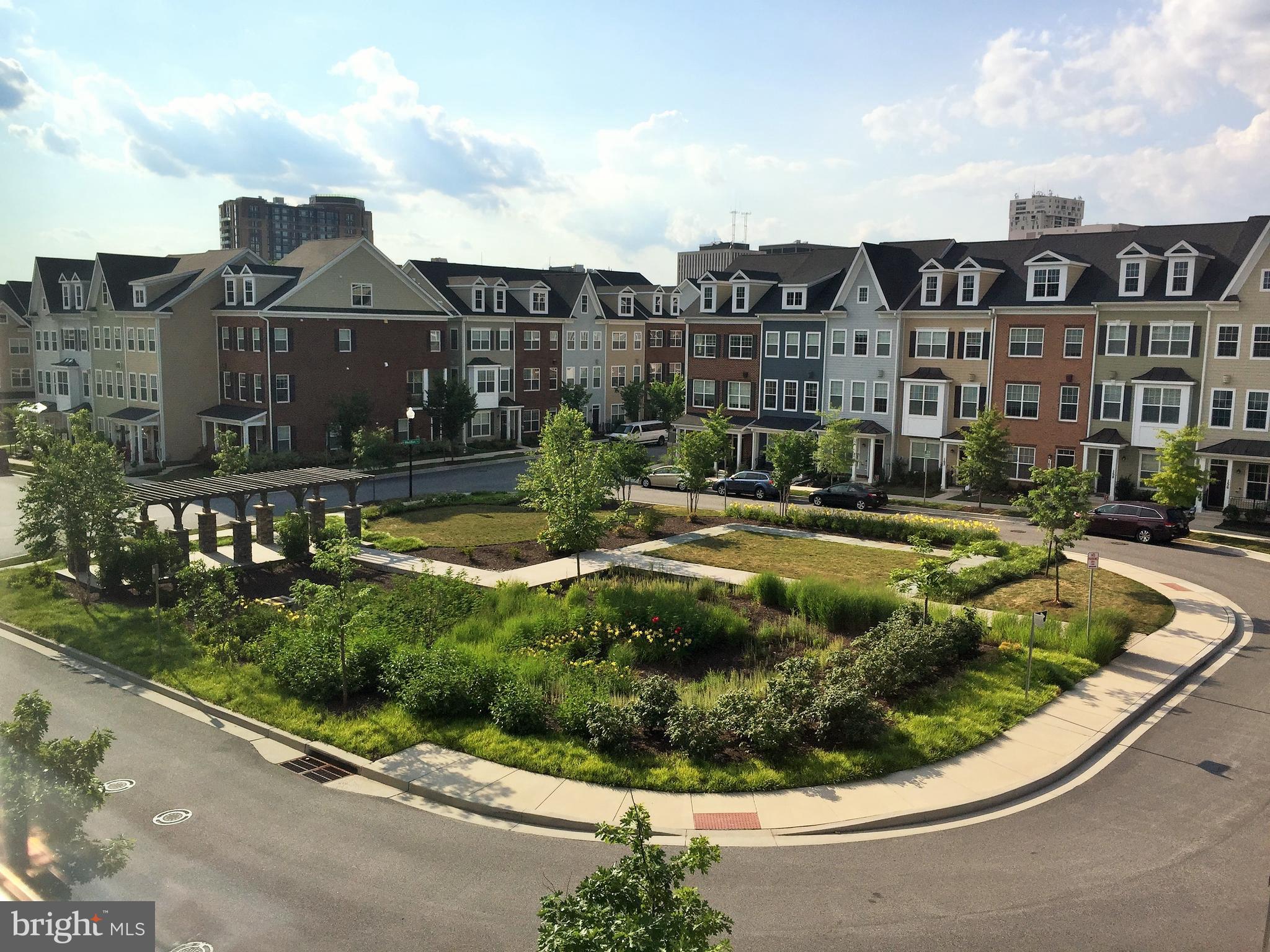 TOWSON MANOR - Residential Lease