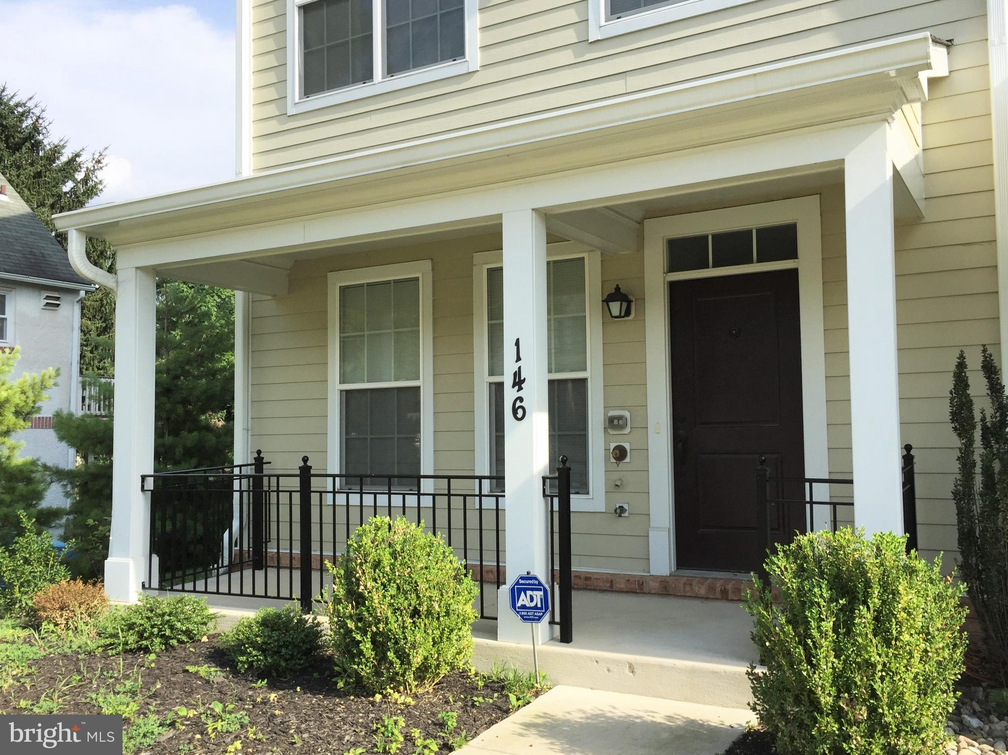 TOWSON MANOR - Residential Lease