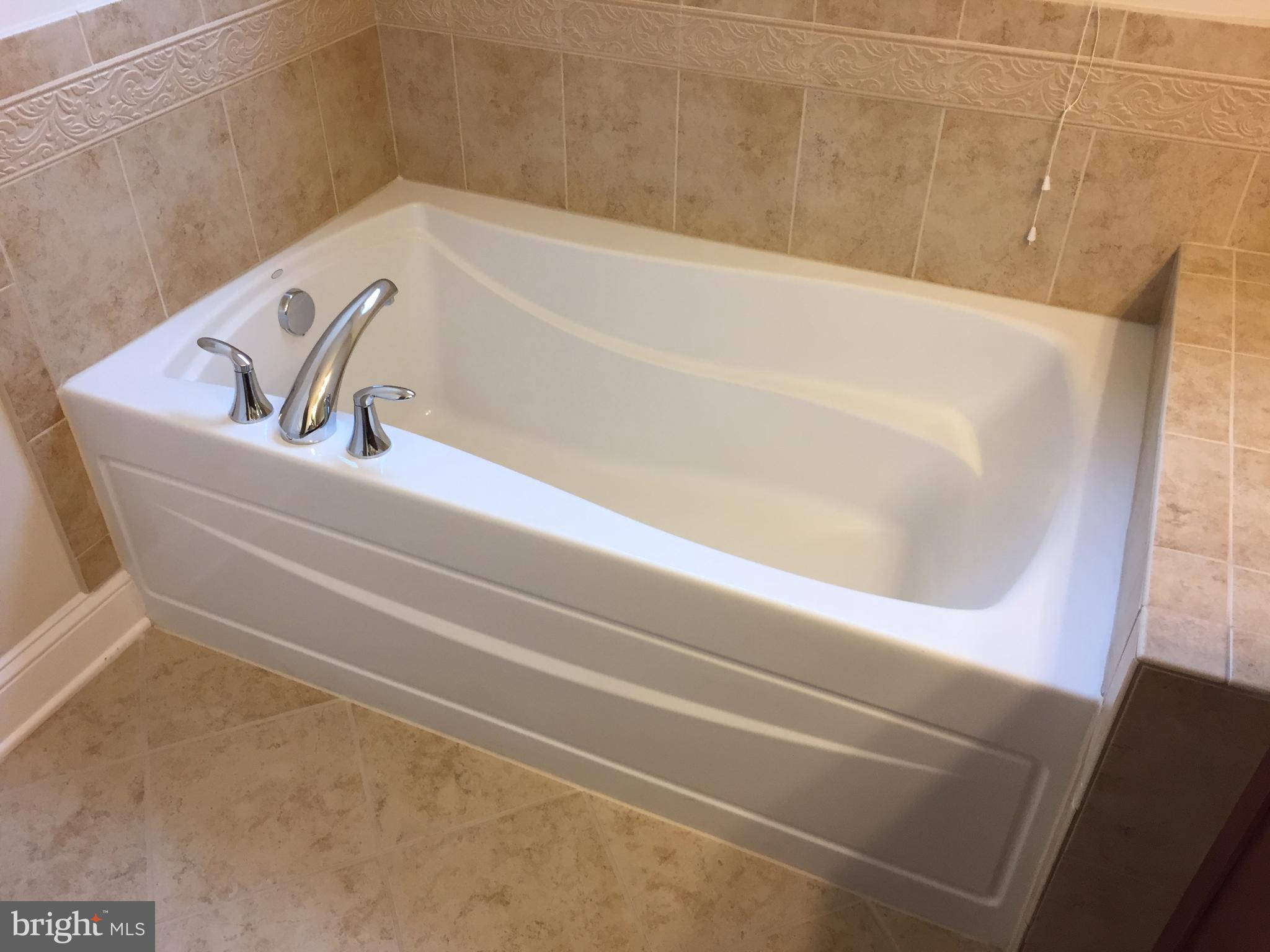 TOWSON MANOR - Residential Lease