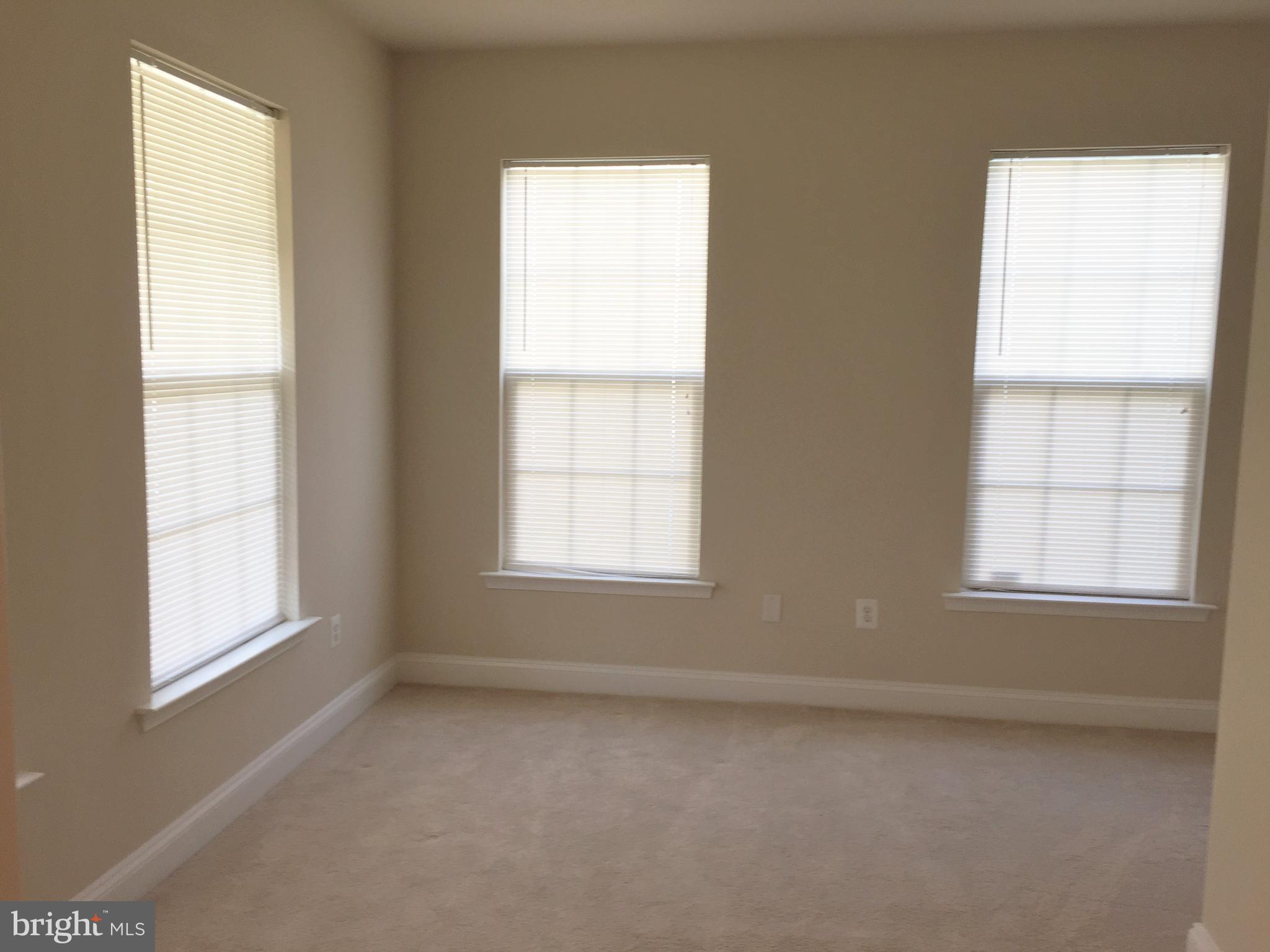 TOWSON MANOR - Residential Lease