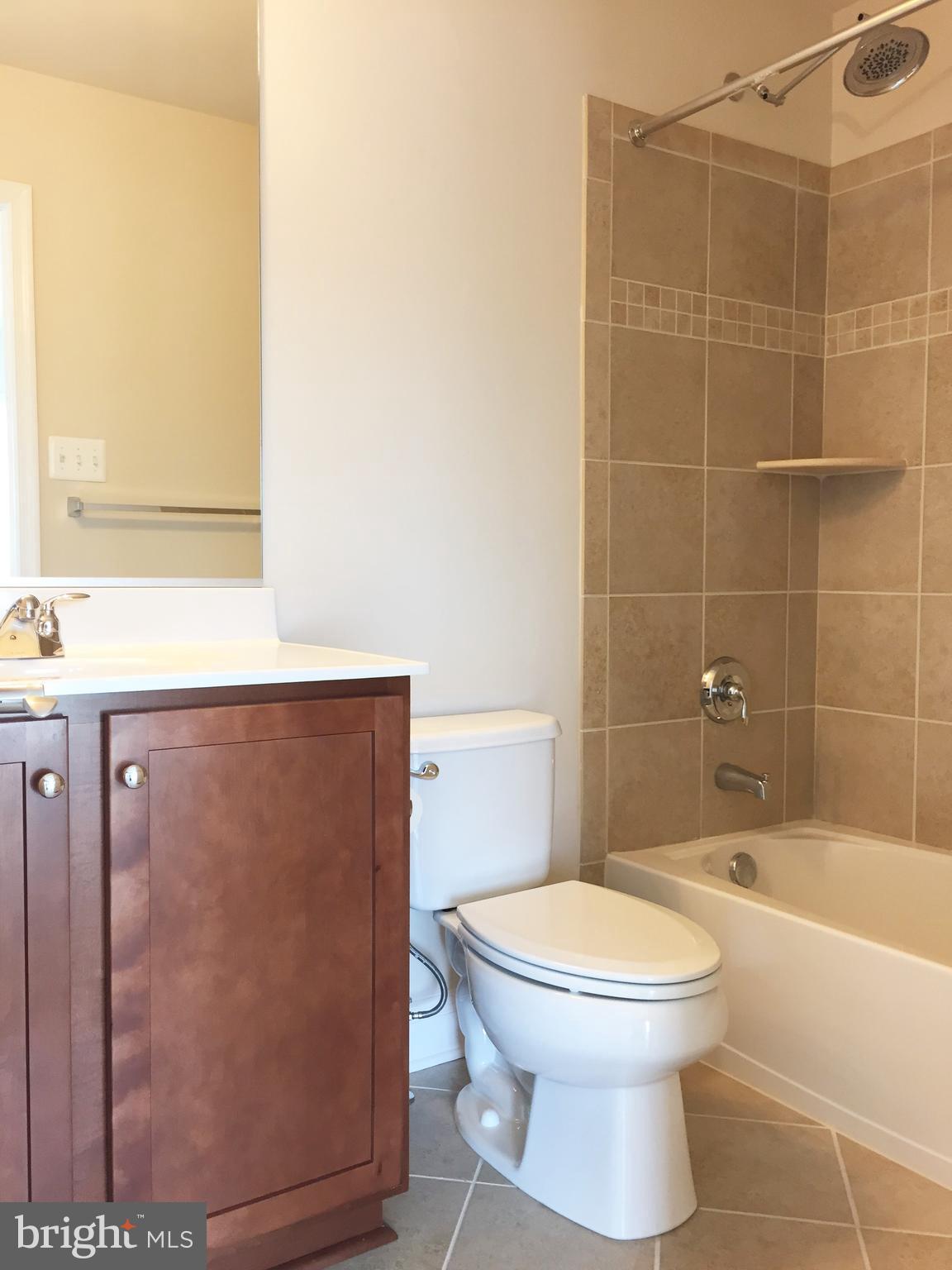 TOWSON MANOR - Residential Lease