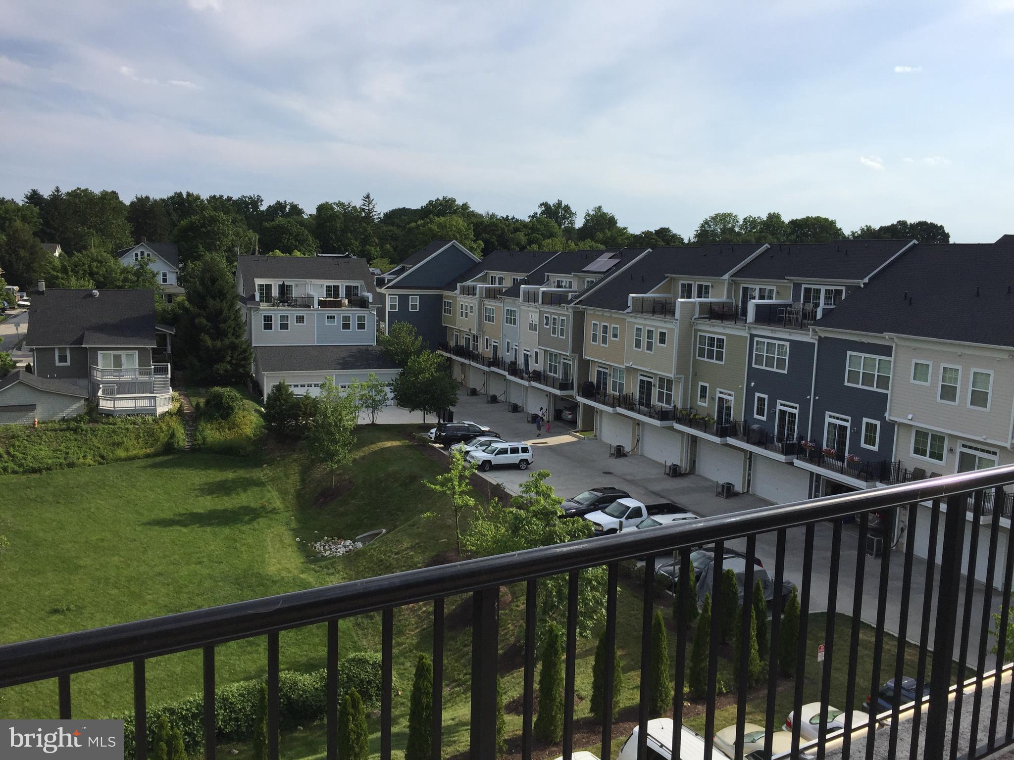 TOWSON MANOR - Residential Lease