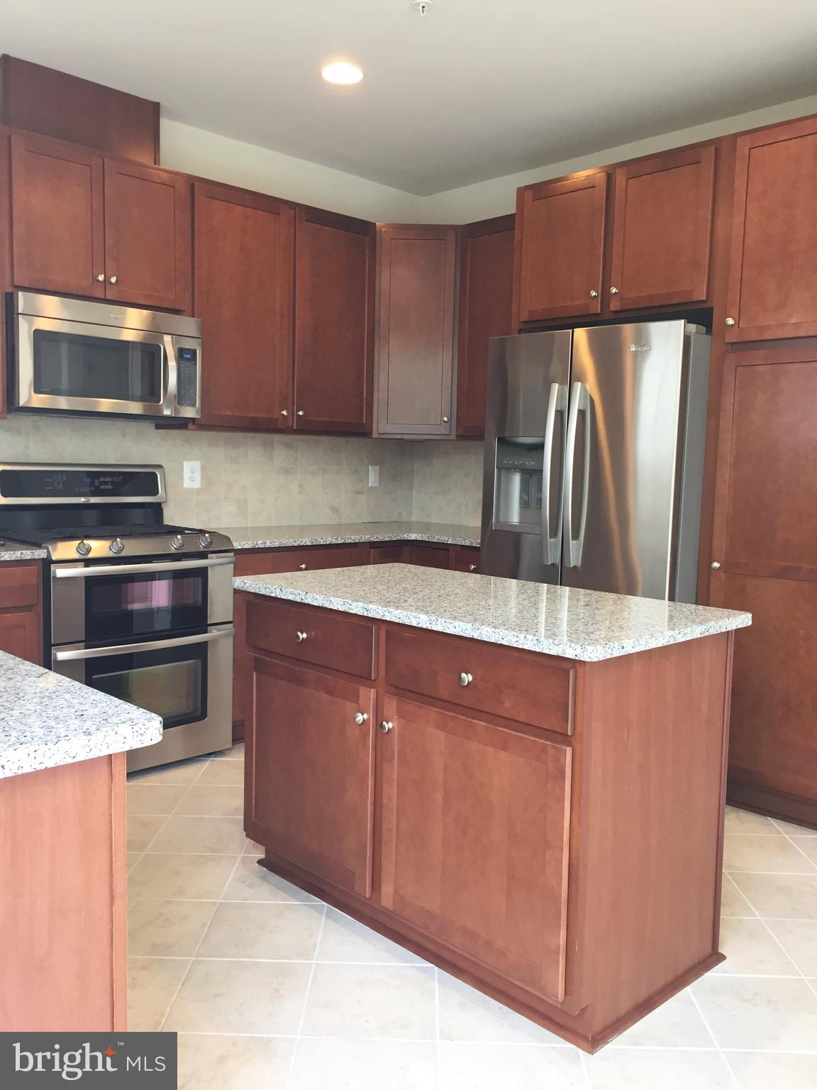 TOWSON MANOR - Residential Lease