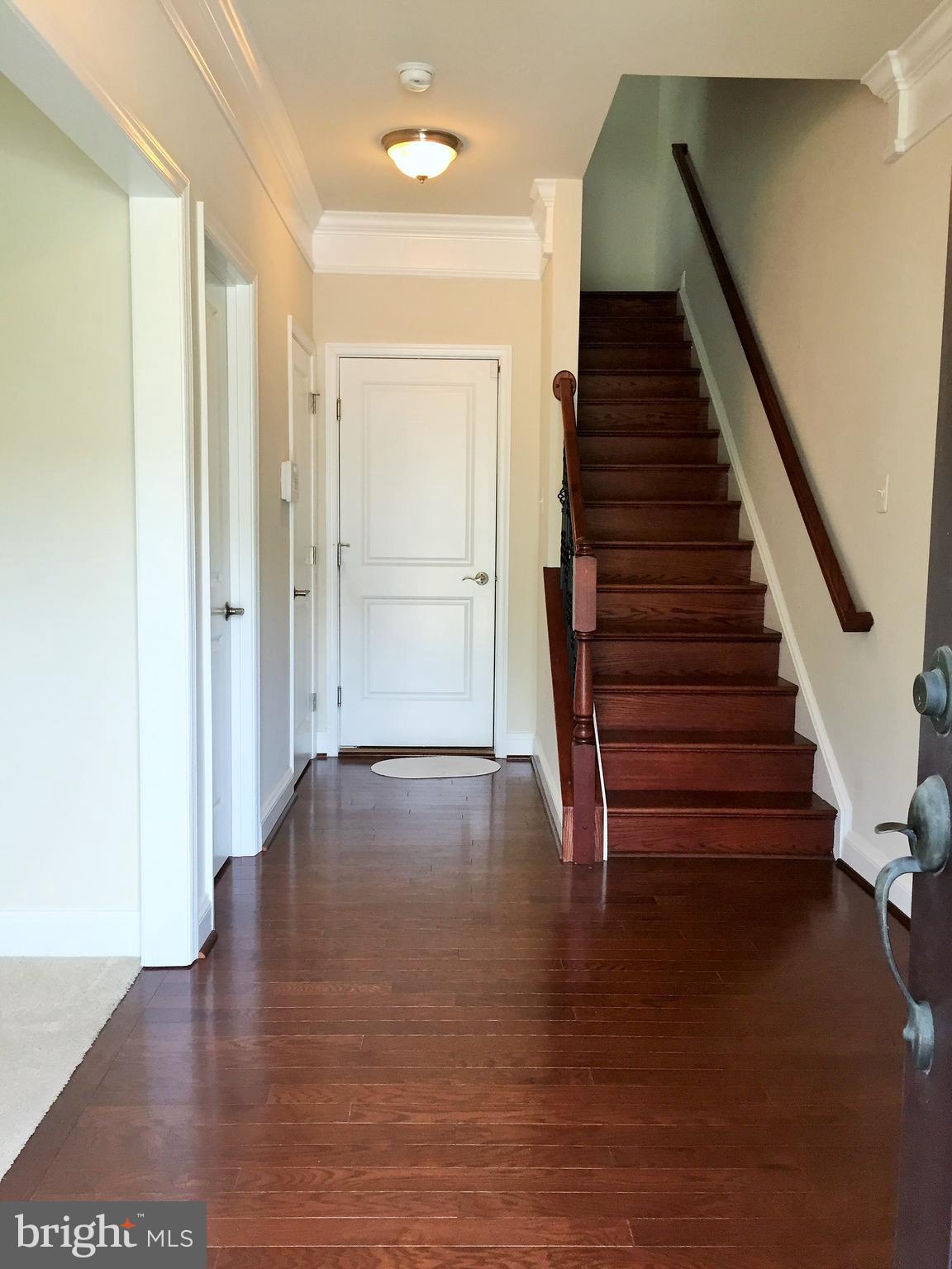 TOWSON MANOR - Residential Lease