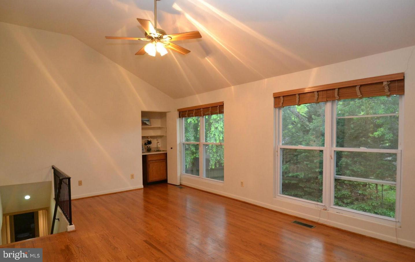 SOUTHRIDGE - Residential