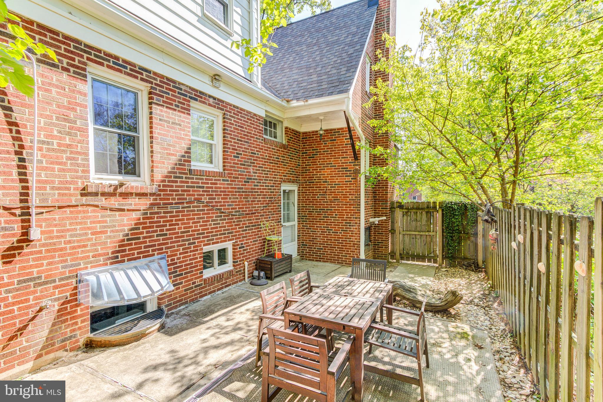 TAKOMA PARK - Residential