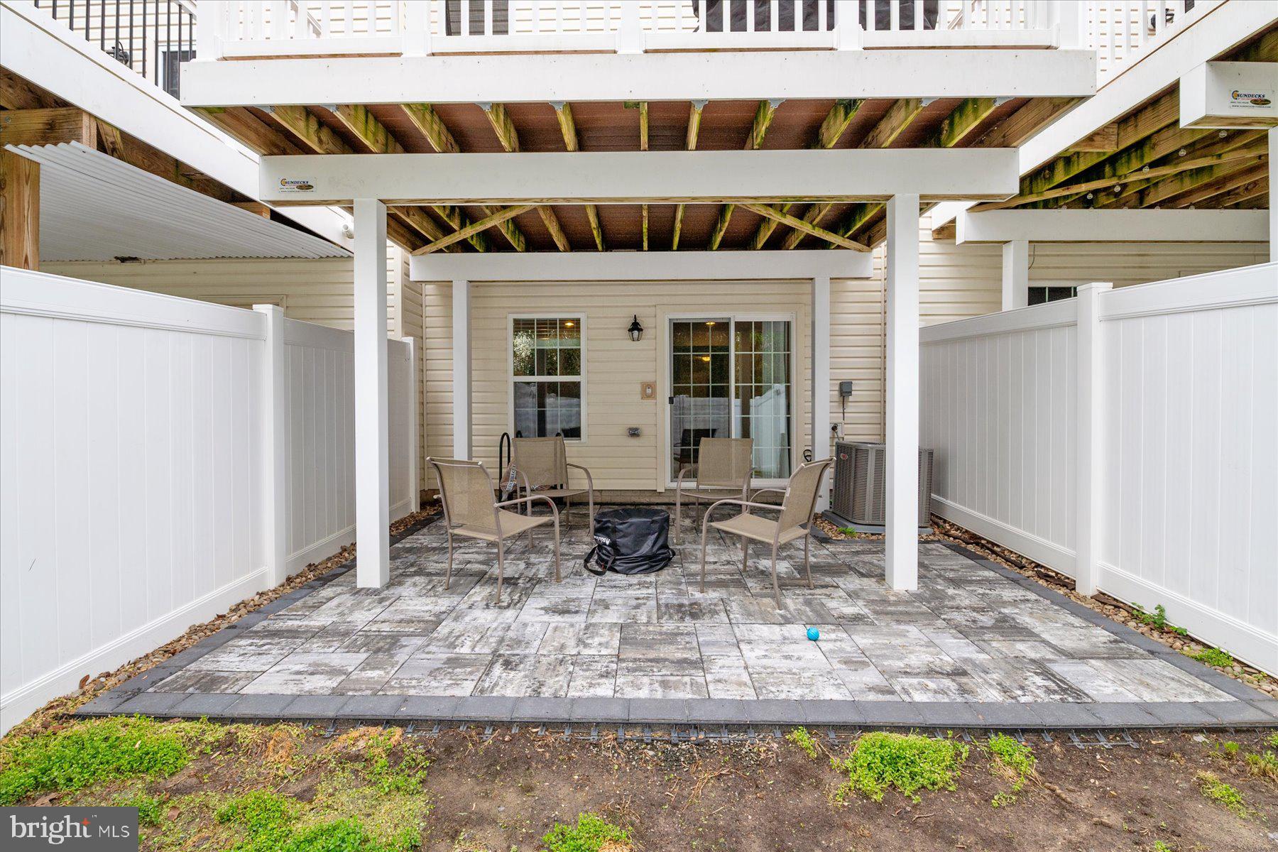 TANYARD SPRINGS - Residential