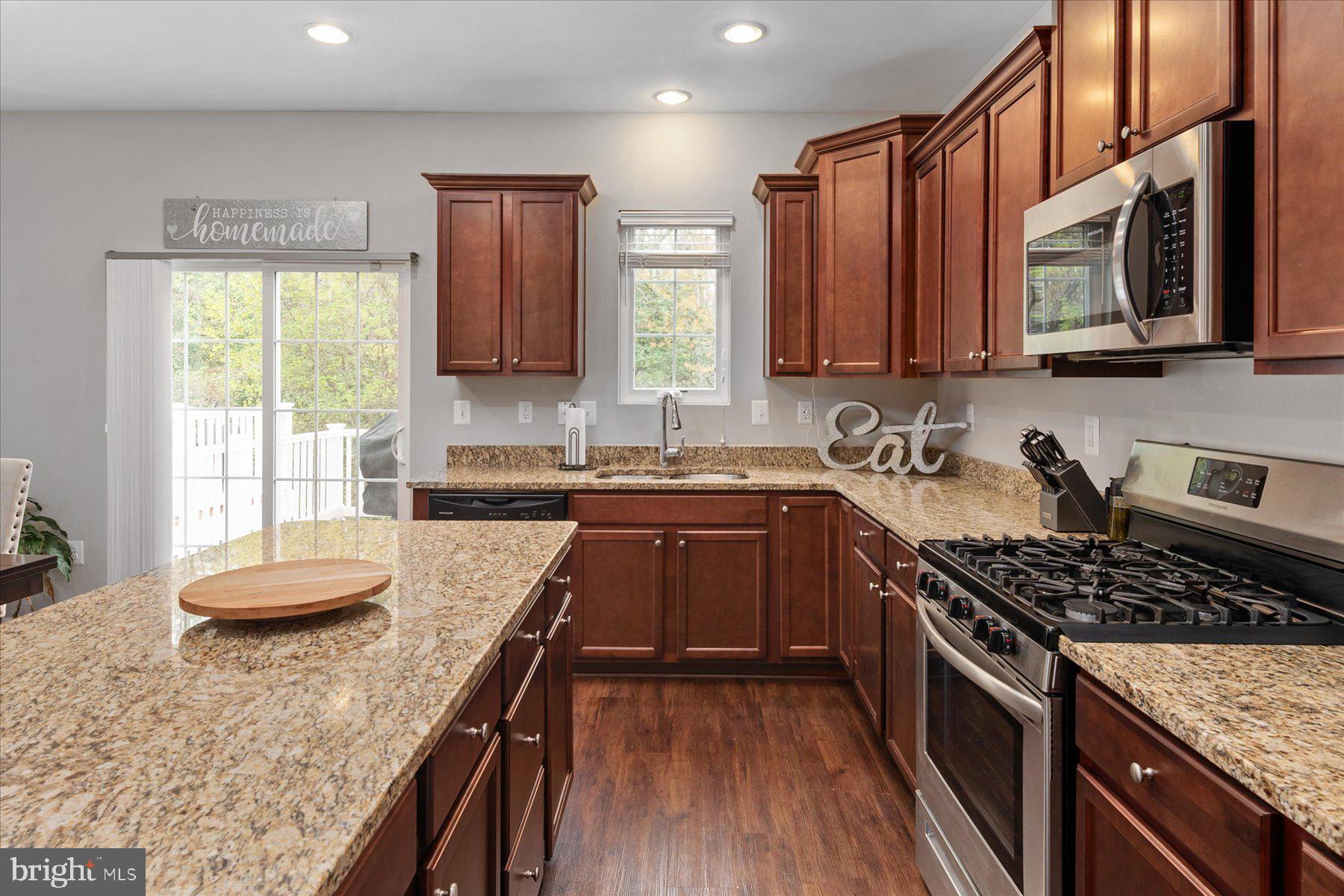 TANYARD SPRINGS - Residential