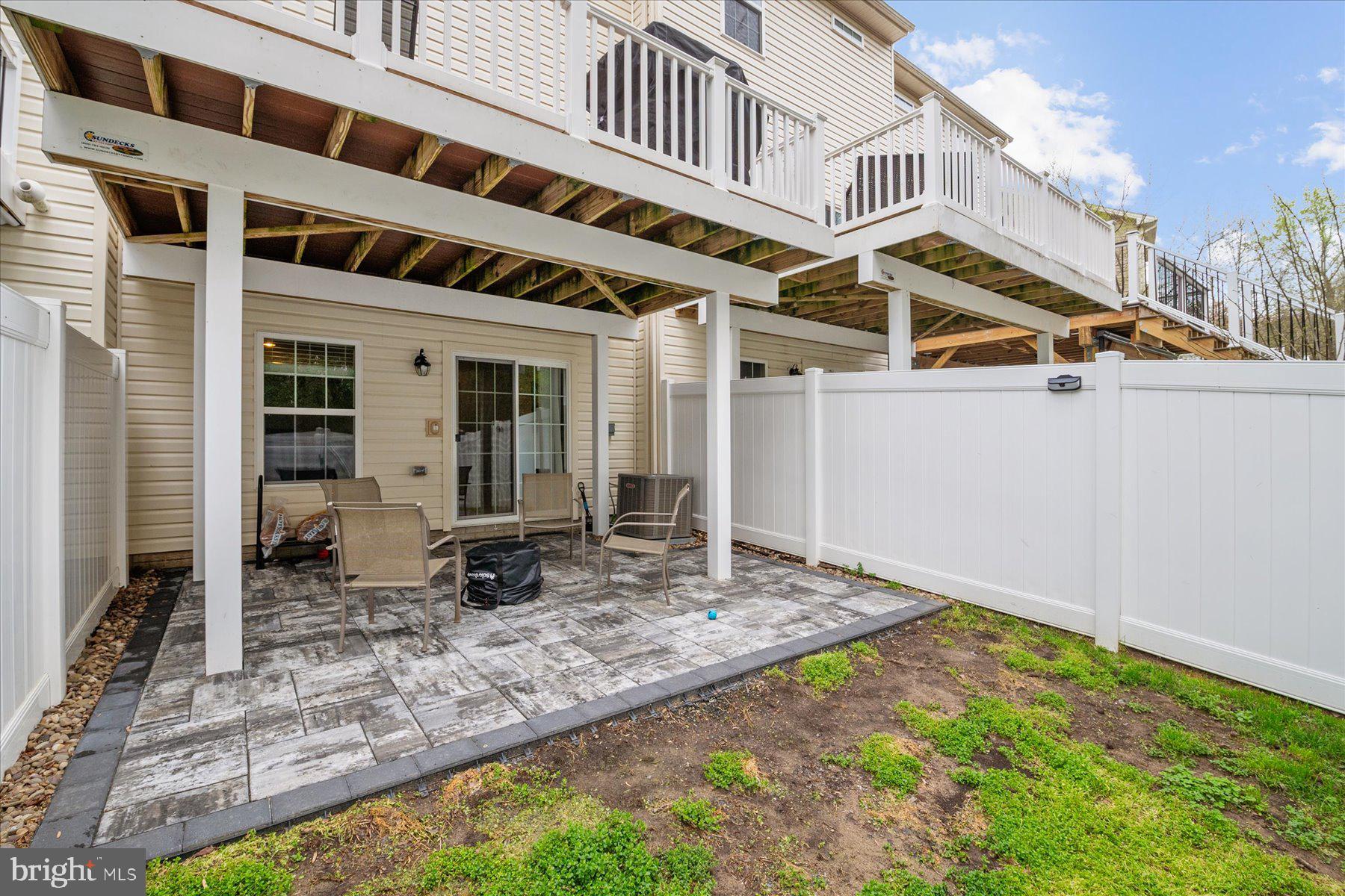 TANYARD SPRINGS - Residential