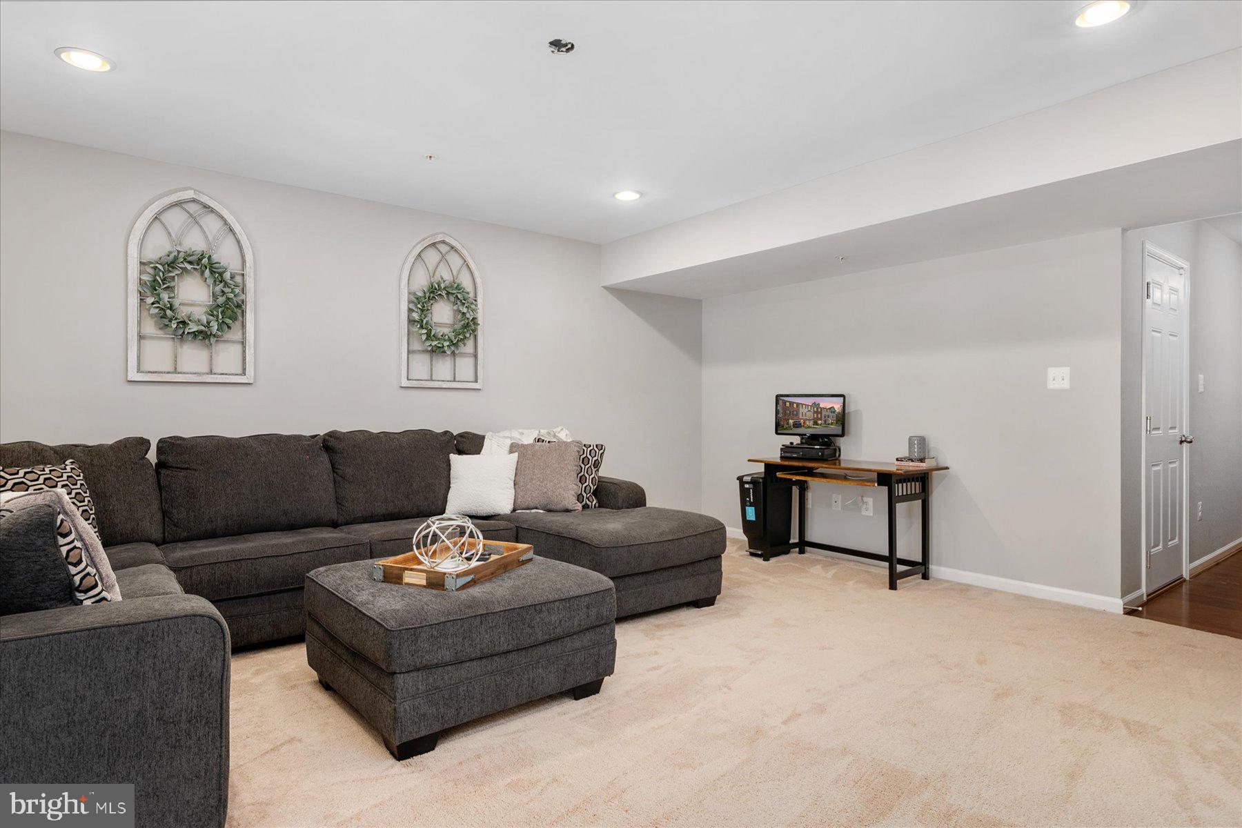 TANYARD SPRINGS - Residential