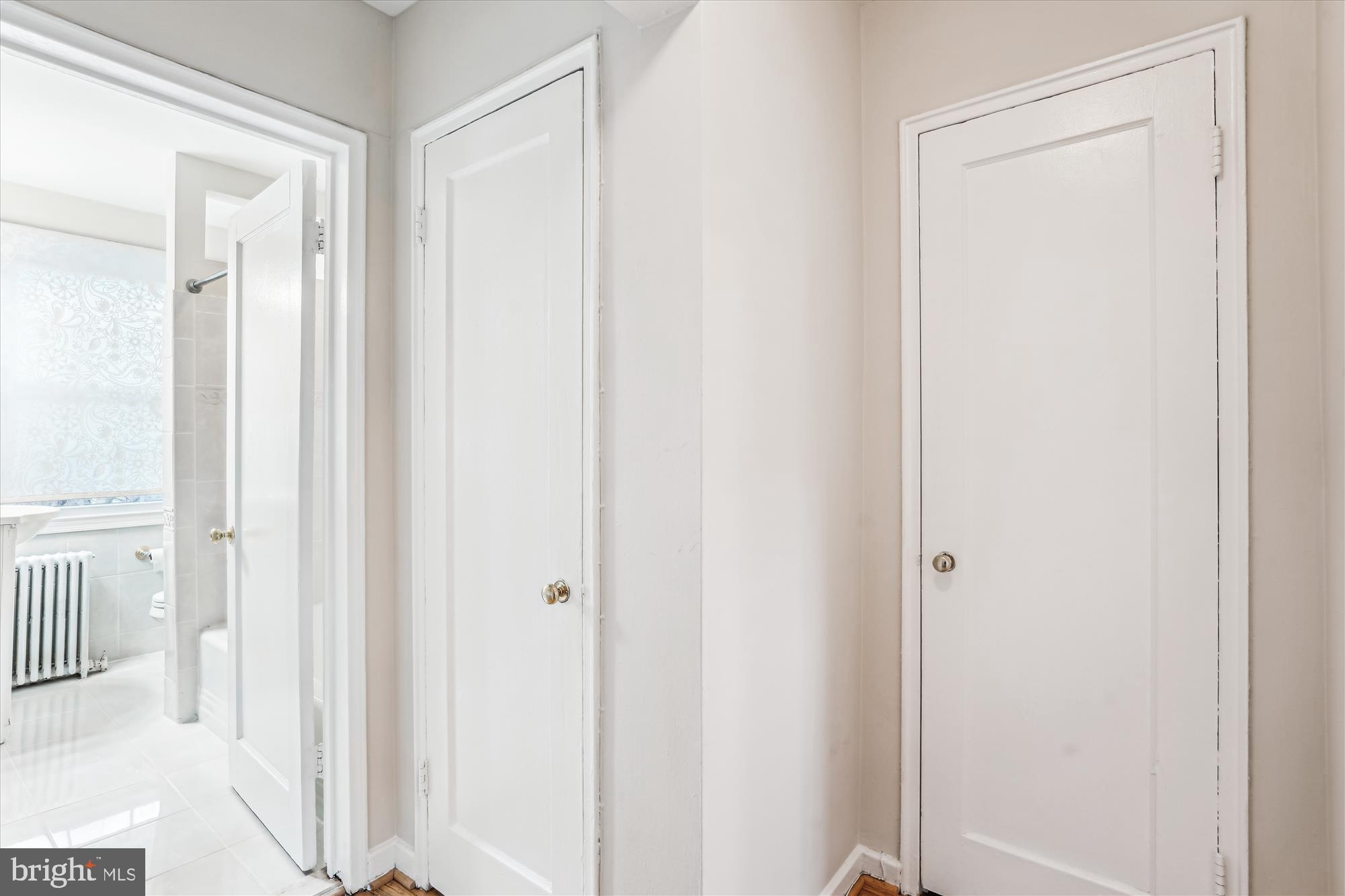 ROCK CREEK VILLAGE CONDOMINIUMS - Residential