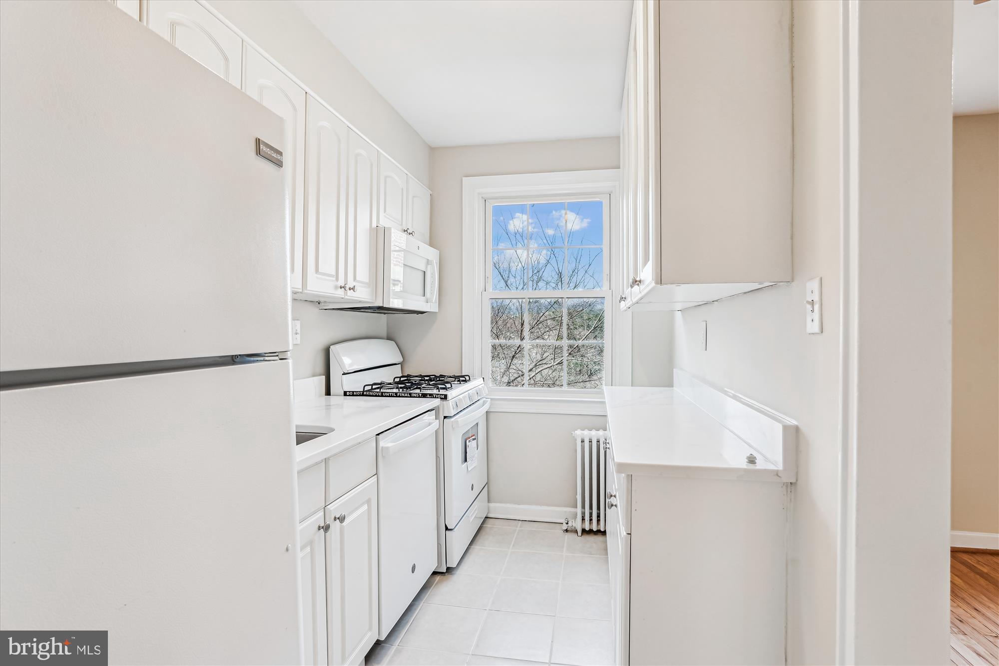 ROCK CREEK VILLAGE CONDOMINIUMS - Residential