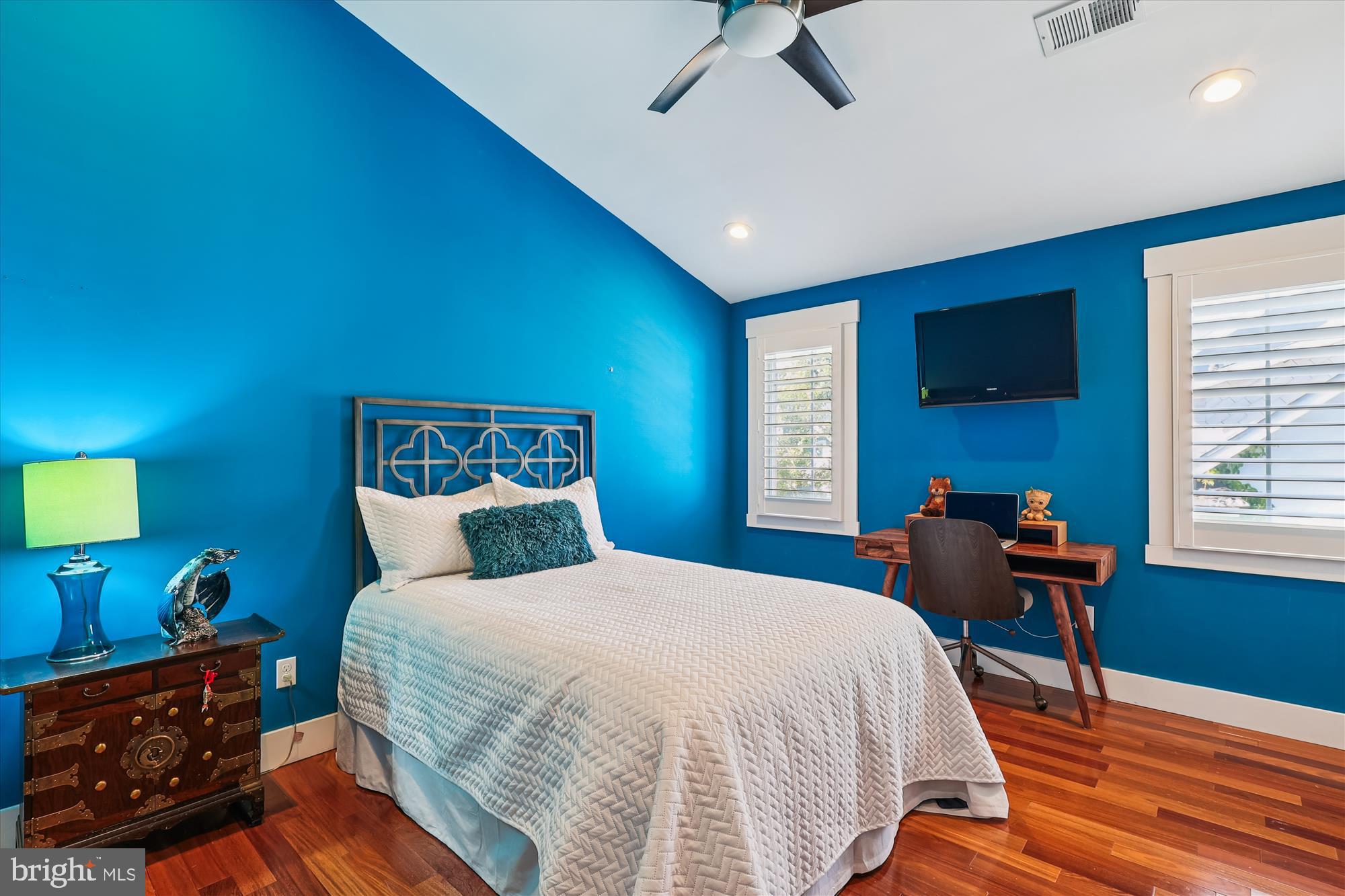 EASTPORT - Residential