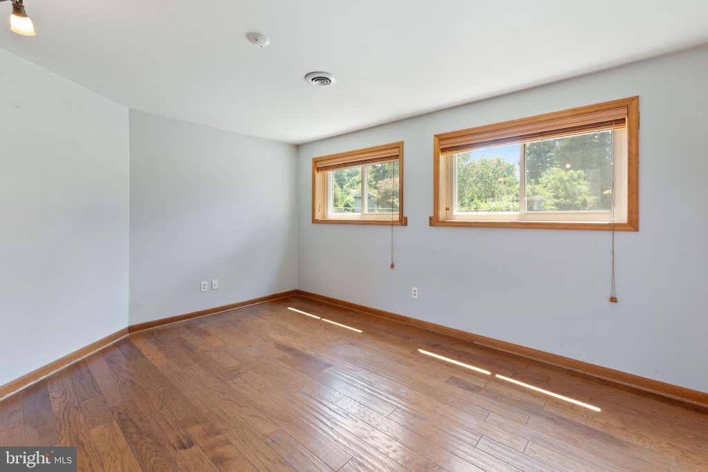 Photo of 218 Belmont Drive SW, LEESBURG, VA 20175 (MLS # VALO2132060)