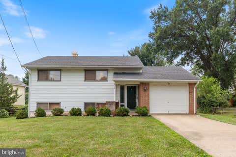 Photo of 218 Belmont Drive SW, LEESBURG, VA 20175 (MLS # VALO2132060)