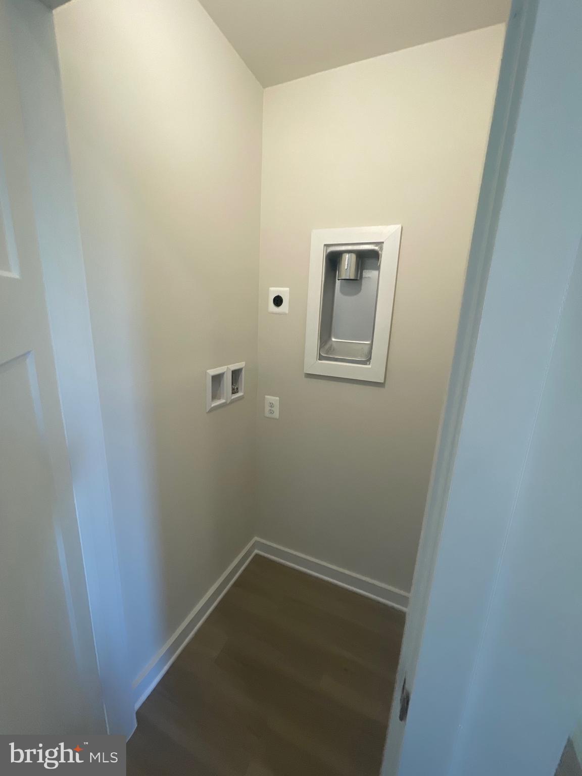 HUNTWELL WEST - Residential Lease