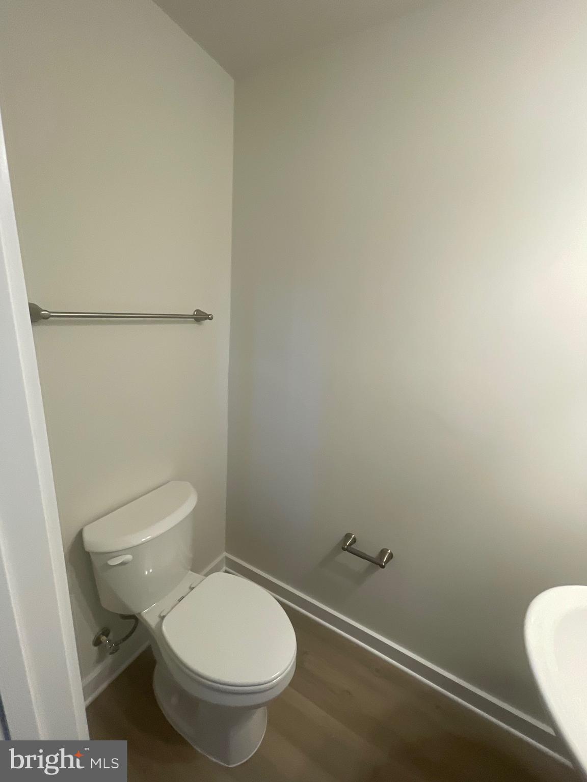 HUNTWELL WEST - Residential Lease