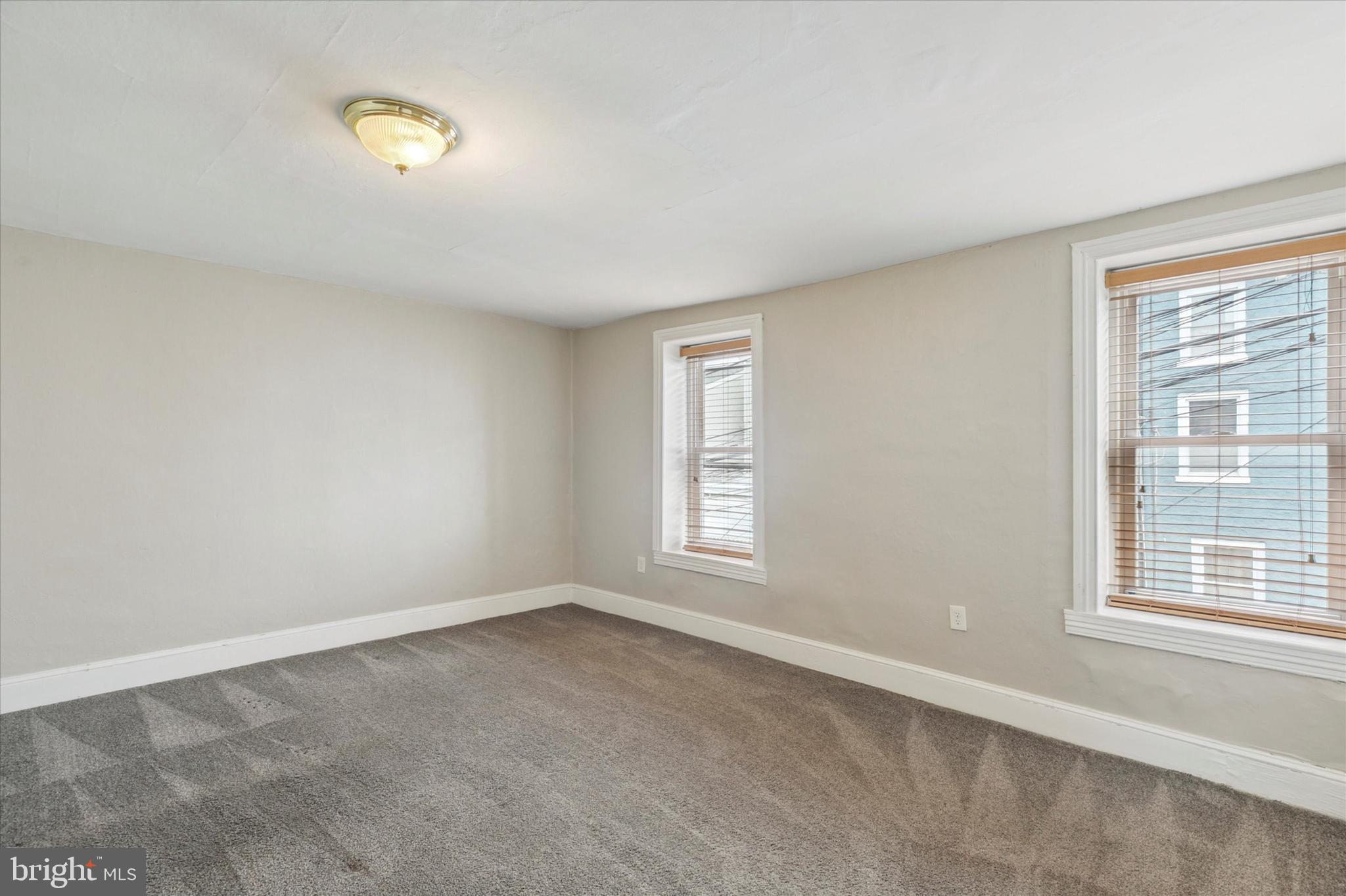 MANAYUNK - Residential Lease