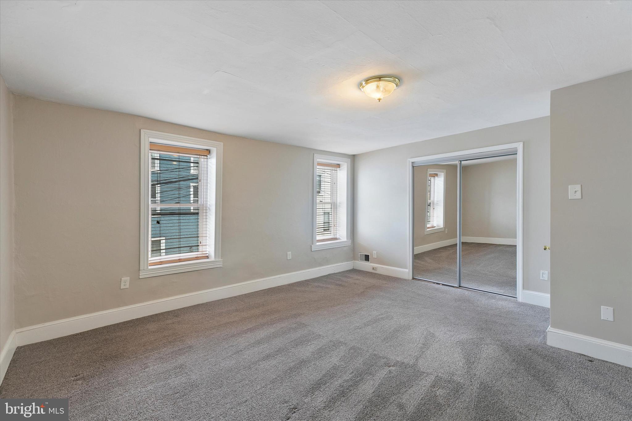 MANAYUNK - Residential Lease