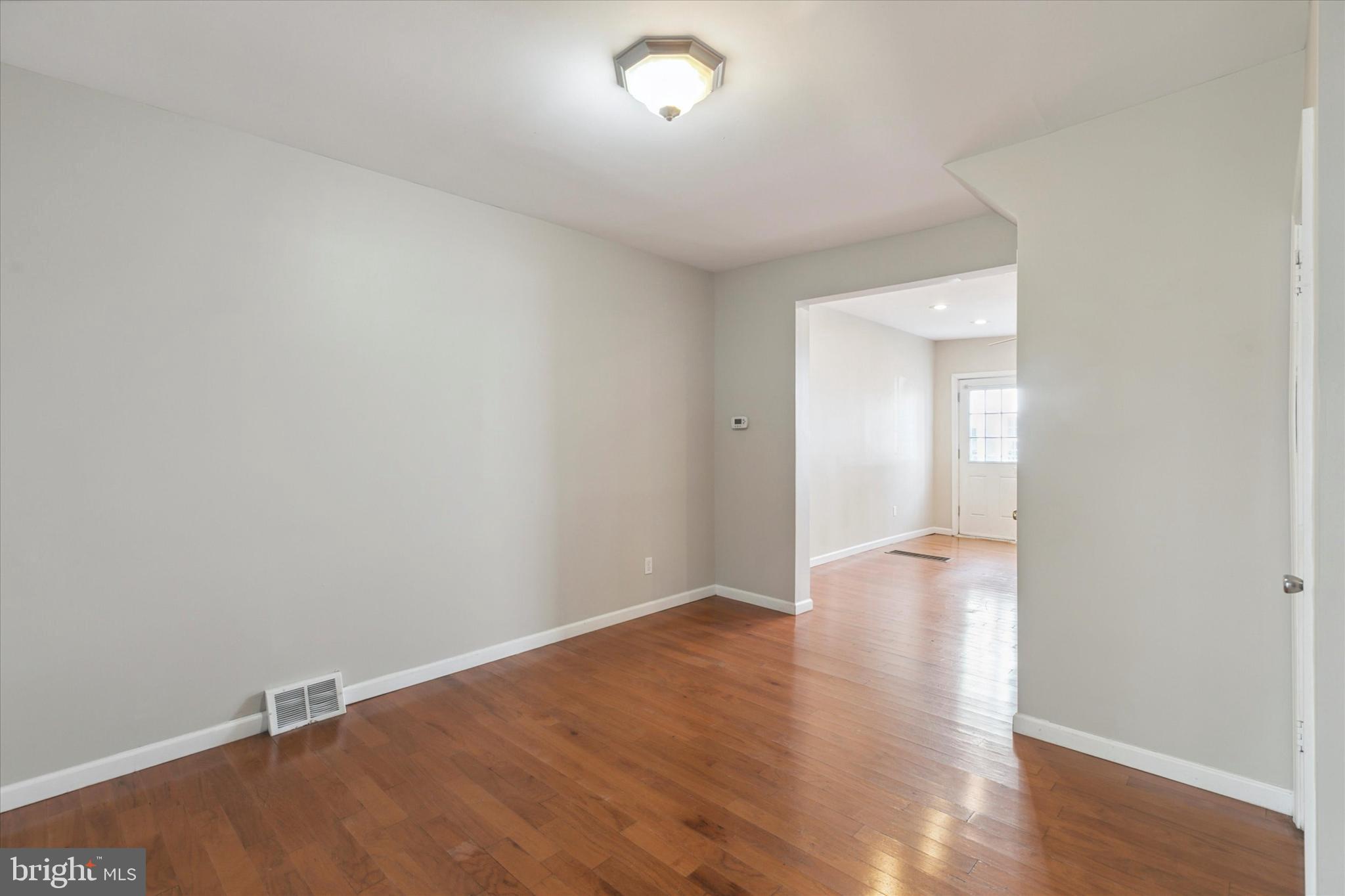 MANAYUNK - Residential Lease