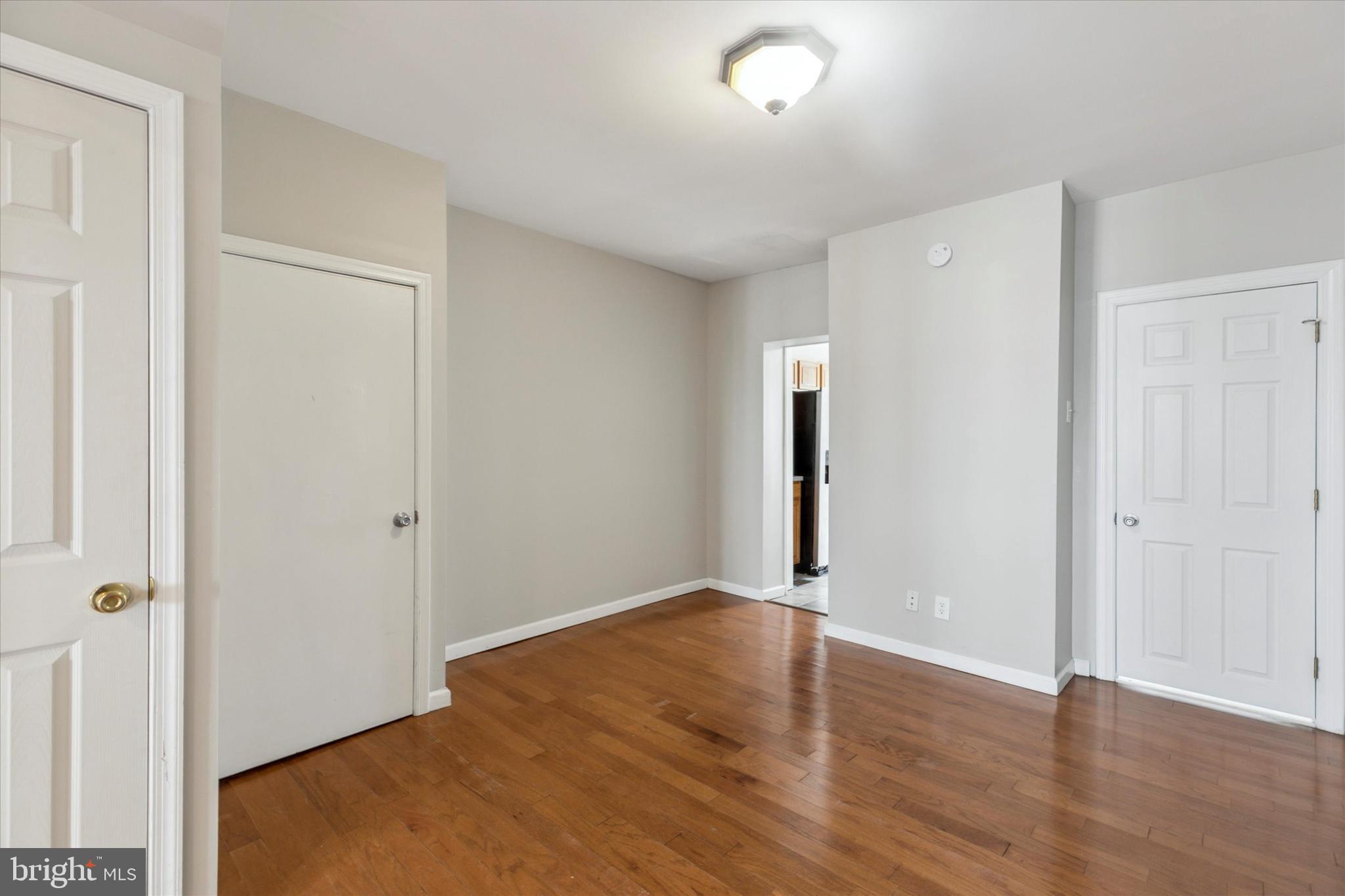 MANAYUNK - Residential Lease