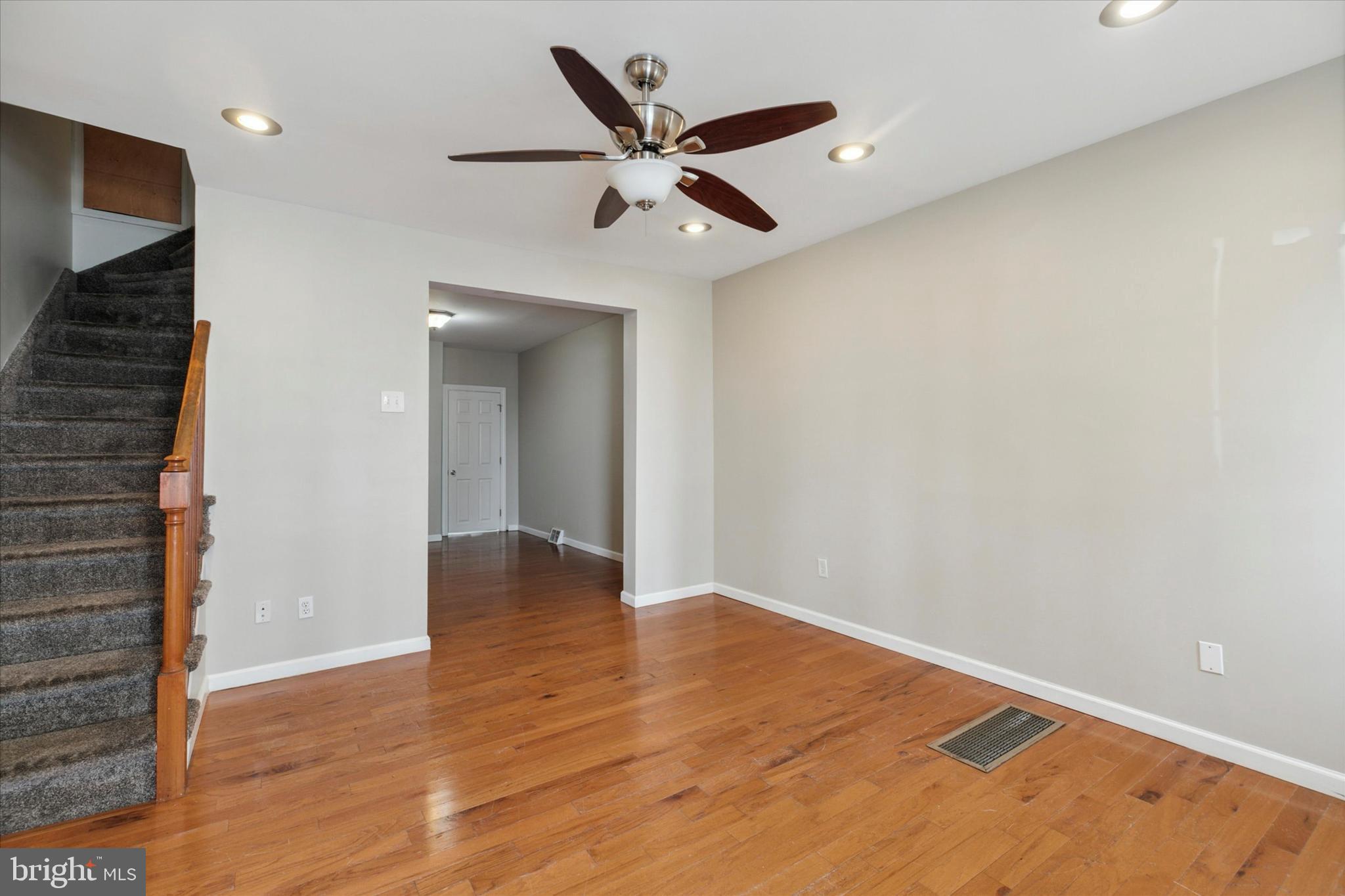 MANAYUNK - Residential Lease
