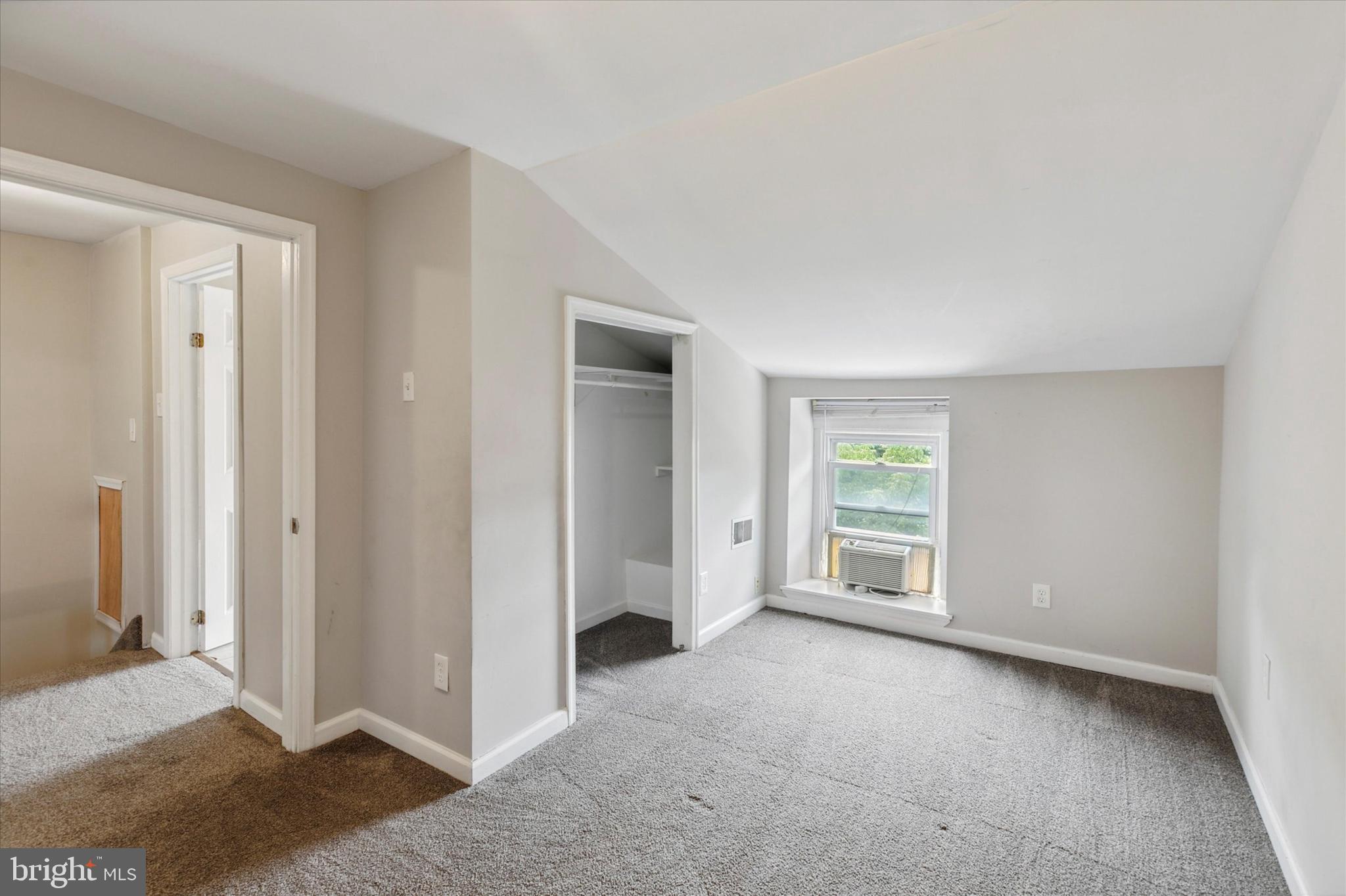 MANAYUNK - Residential Lease