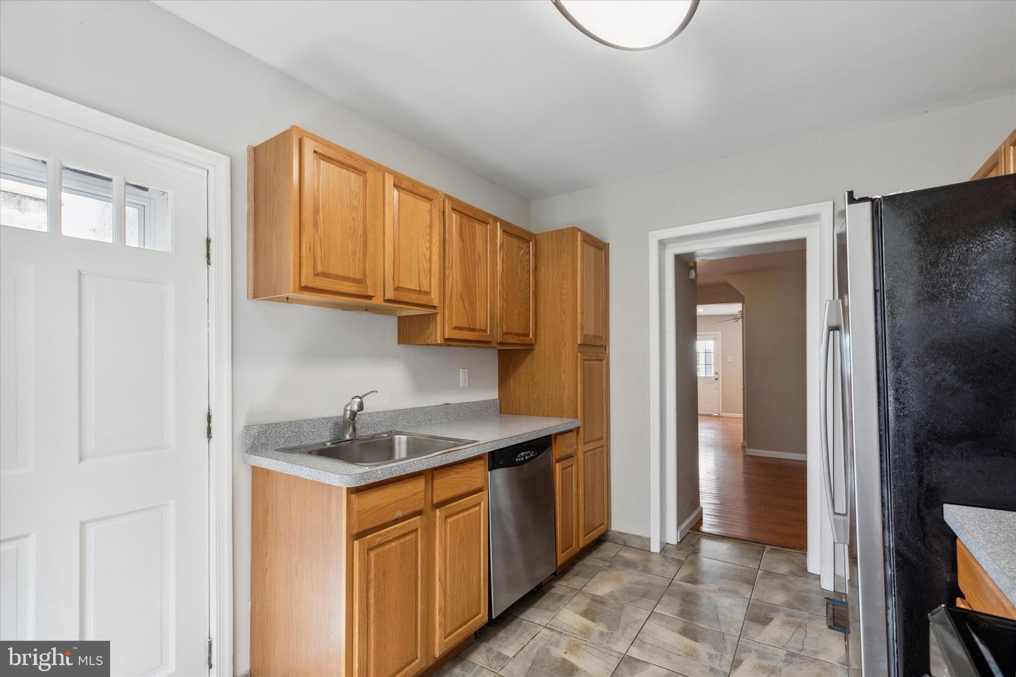 MANAYUNK - Residential Lease