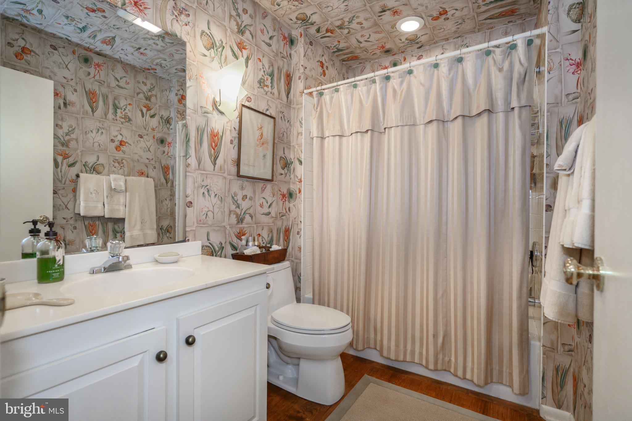 OAKWOOD PARK - Residential