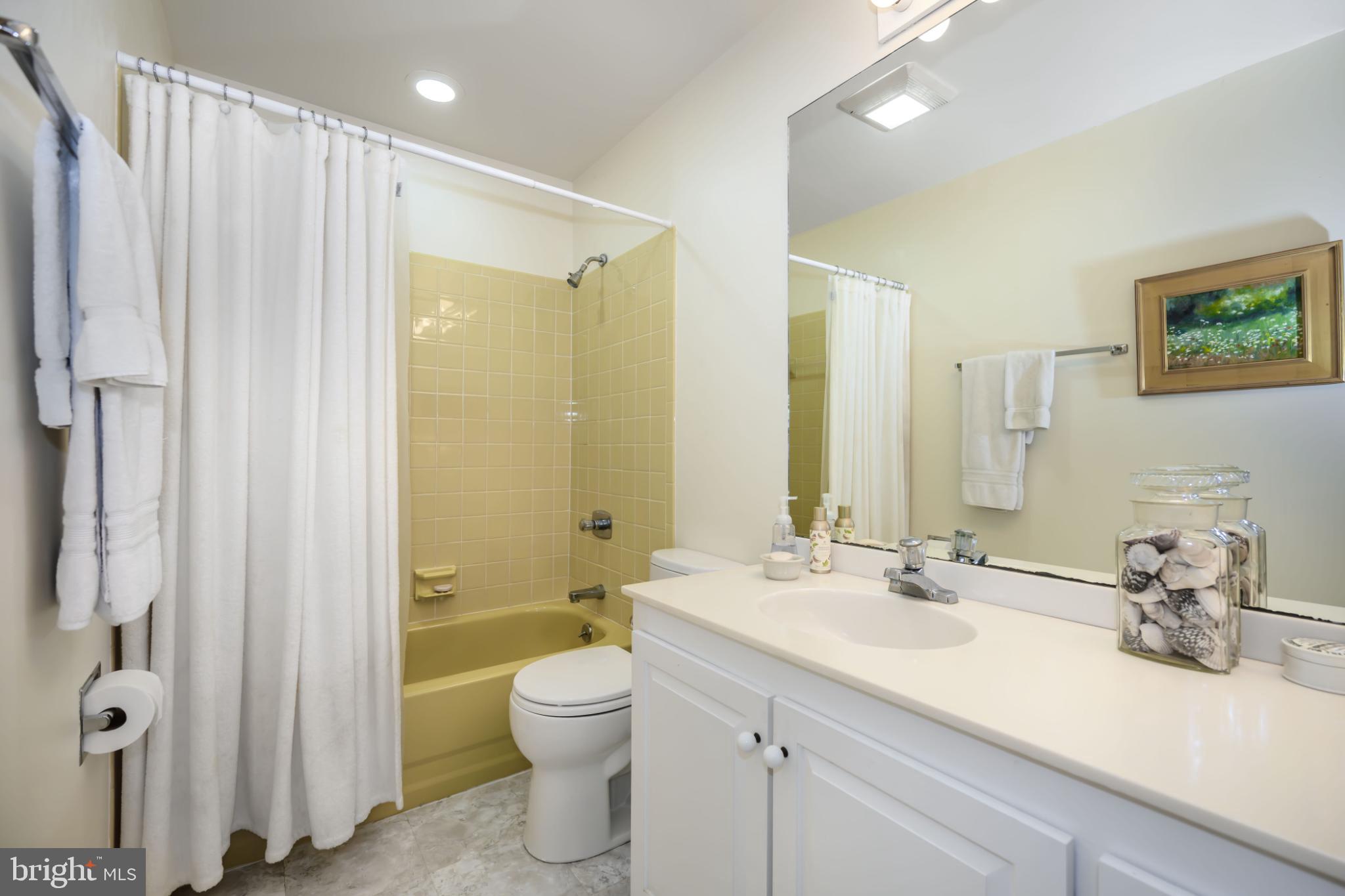 OAKWOOD PARK - Residential